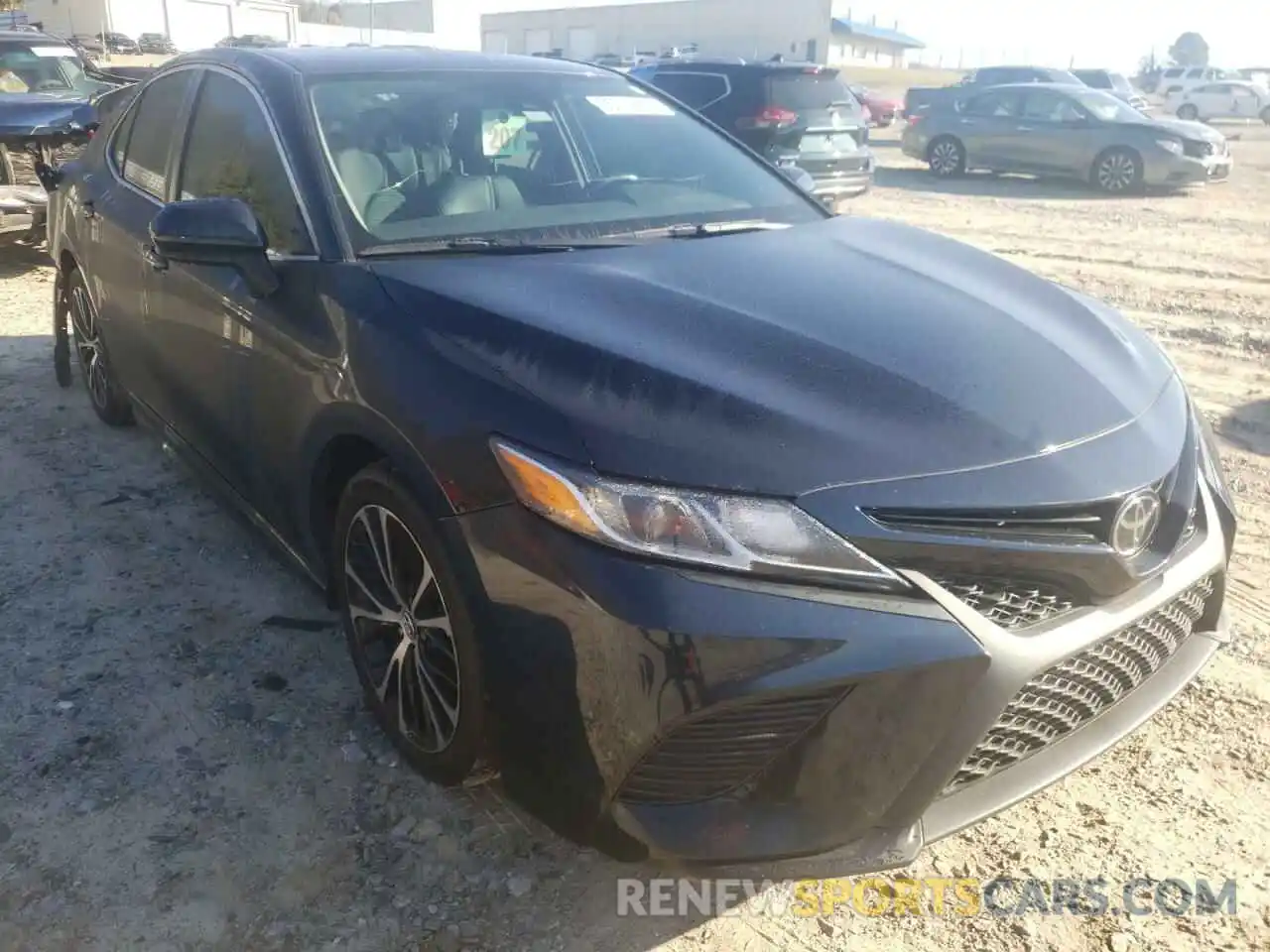 1 Photograph of a damaged car 4T1B11HK0KU679924 TOYOTA CAMRY 2019