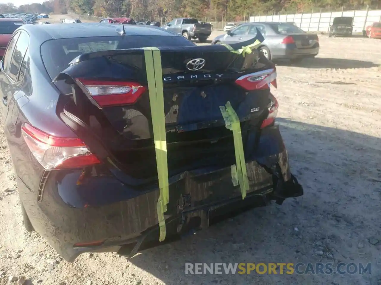 9 Photograph of a damaged car 4T1B11HK0KU679924 TOYOTA CAMRY 2019