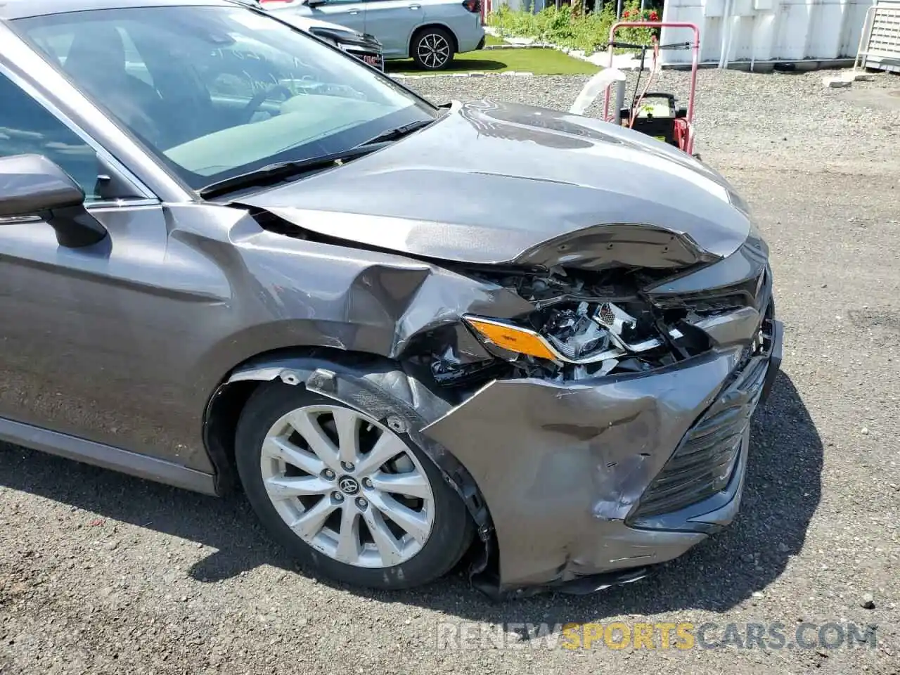 9 Photograph of a damaged car 4T1B11HK0KU680801 TOYOTA CAMRY 2019