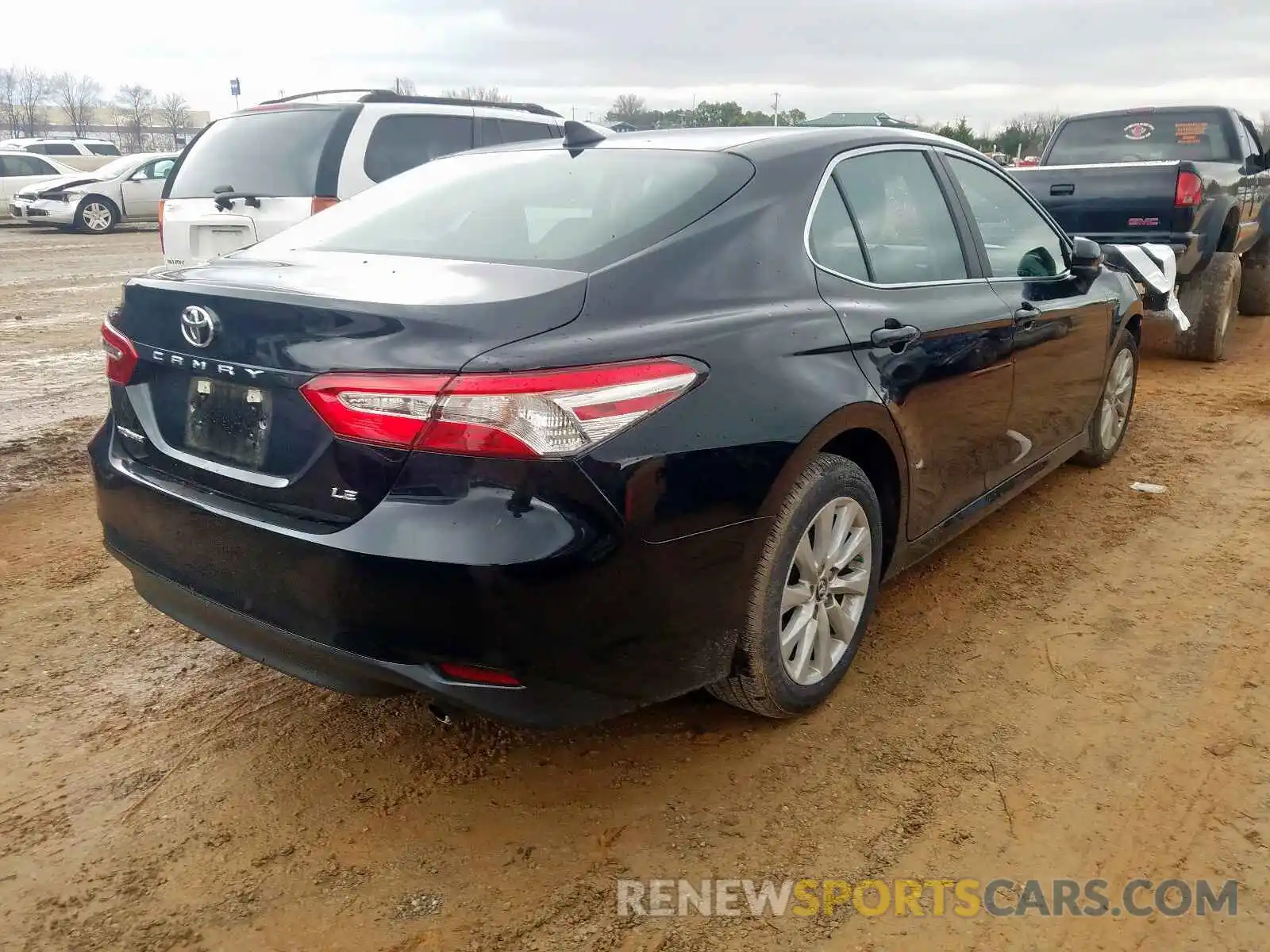 4 Photograph of a damaged car 4T1B11HK0KU681883 TOYOTA CAMRY 2019