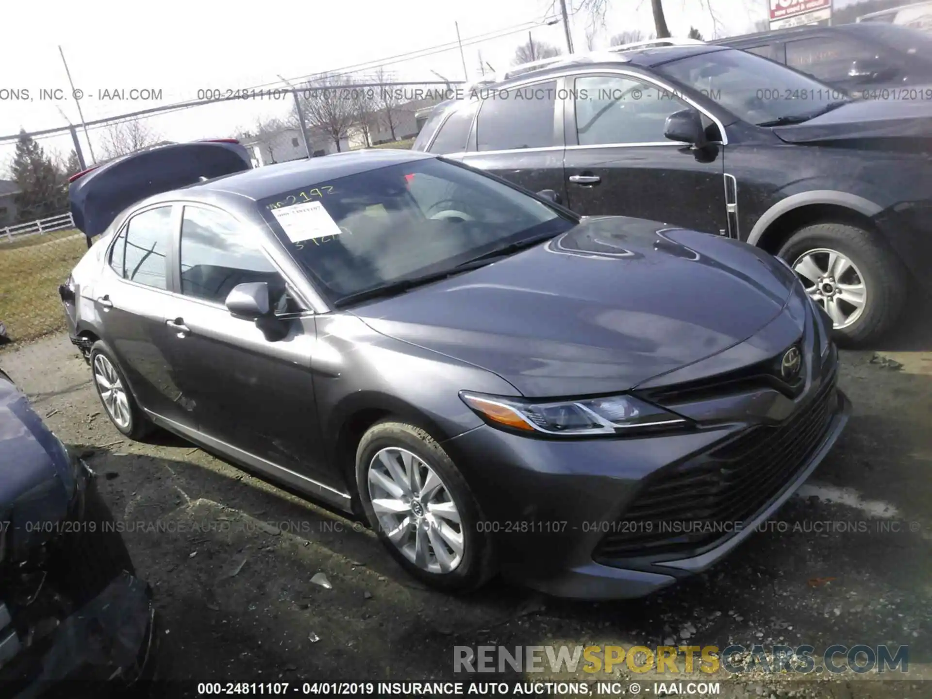 1 Photograph of a damaged car 4T1B11HK0KU682192 TOYOTA CAMRY 2019