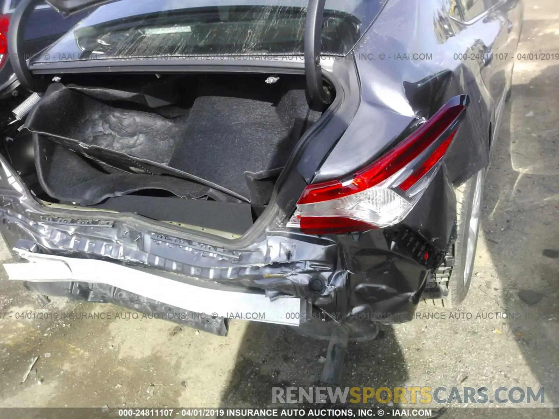 6 Photograph of a damaged car 4T1B11HK0KU682192 TOYOTA CAMRY 2019