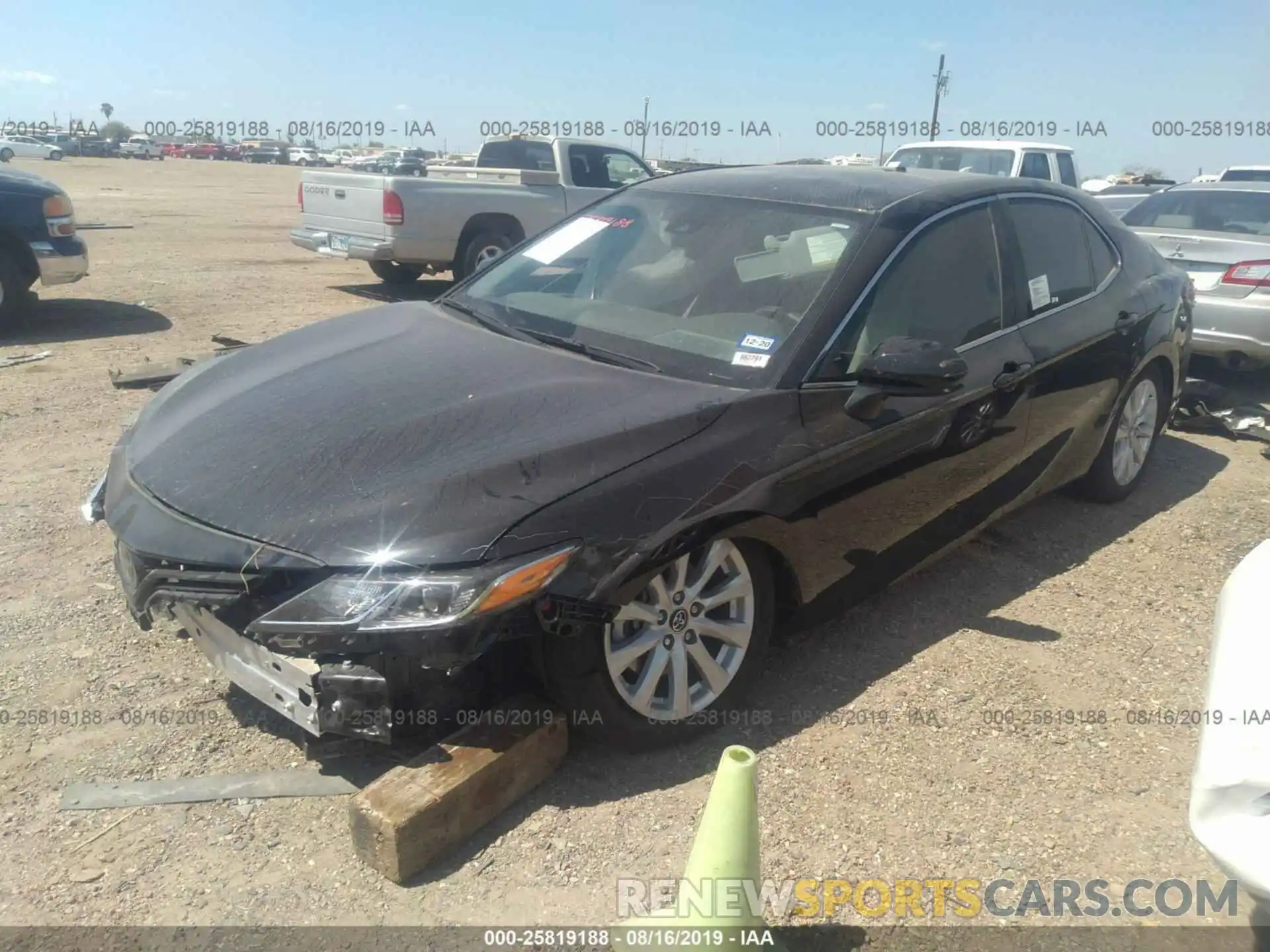 2 Photograph of a damaged car 4T1B11HK0KU682791 TOYOTA CAMRY 2019