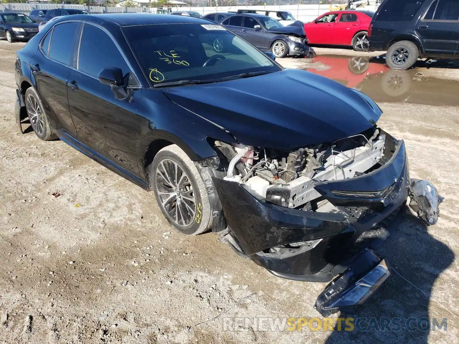 1 Photograph of a damaged car 4T1B11HK0KU683066 TOYOTA CAMRY 2019