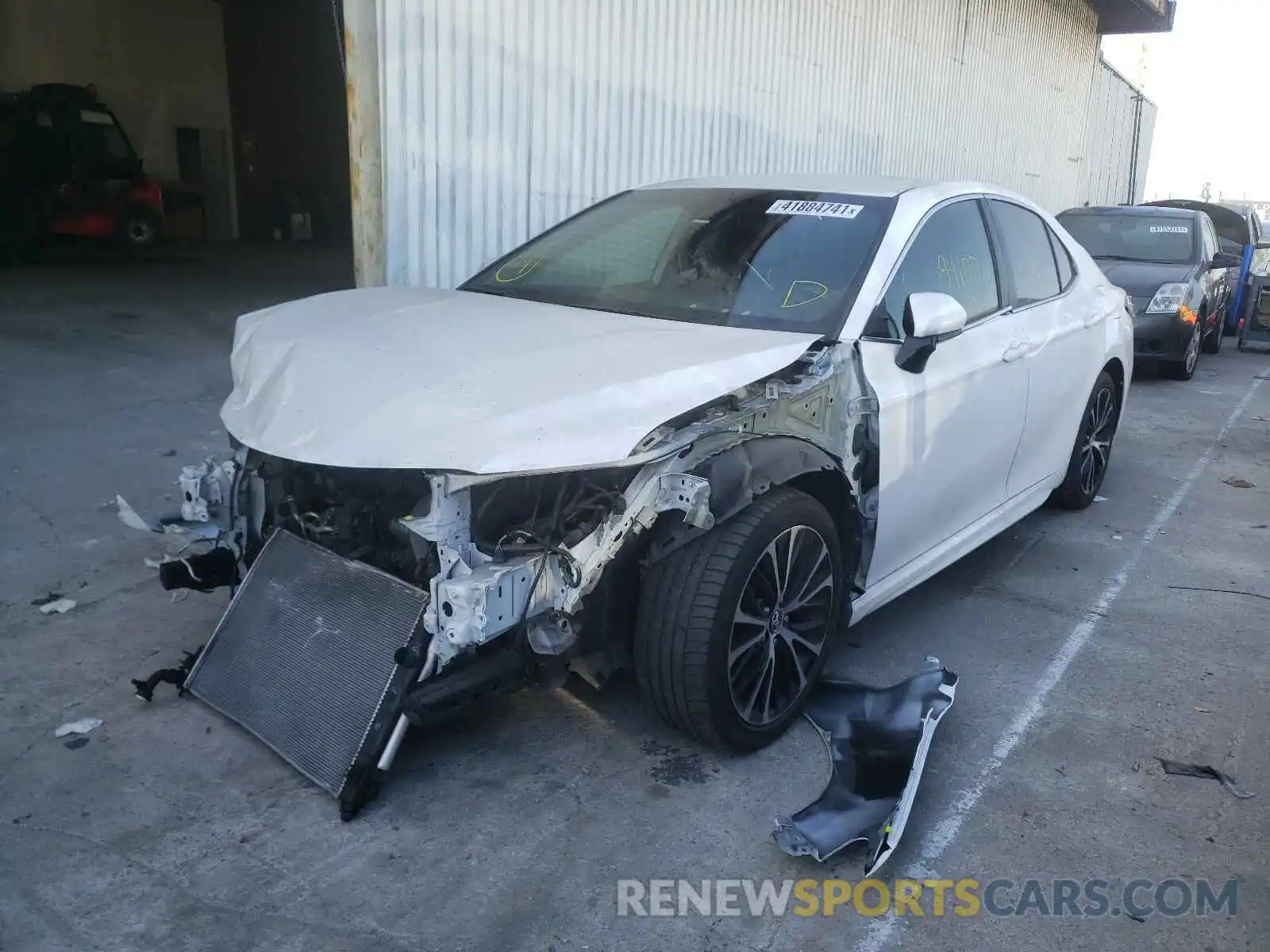 2 Photograph of a damaged car 4T1B11HK0KU683083 TOYOTA CAMRY 2019