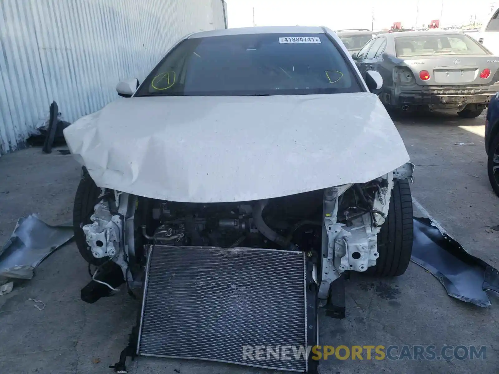 9 Photograph of a damaged car 4T1B11HK0KU683083 TOYOTA CAMRY 2019