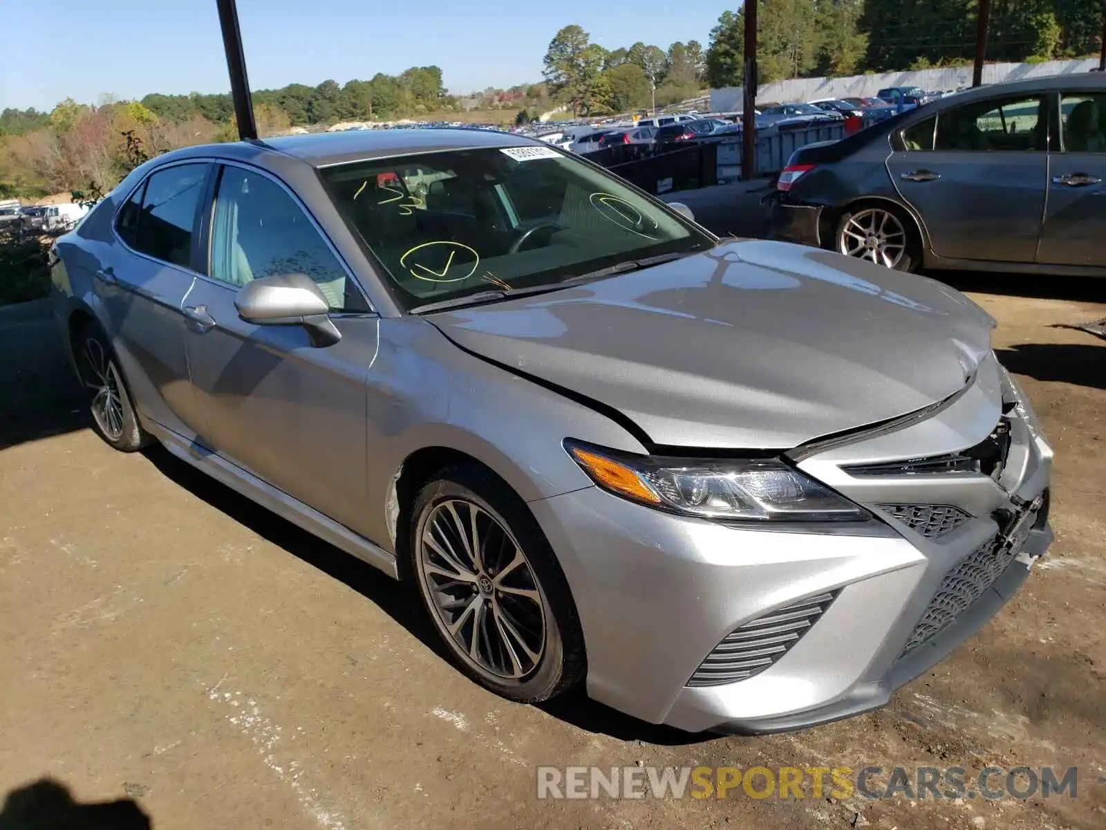 1 Photograph of a damaged car 4T1B11HK0KU683164 TOYOTA CAMRY 2019