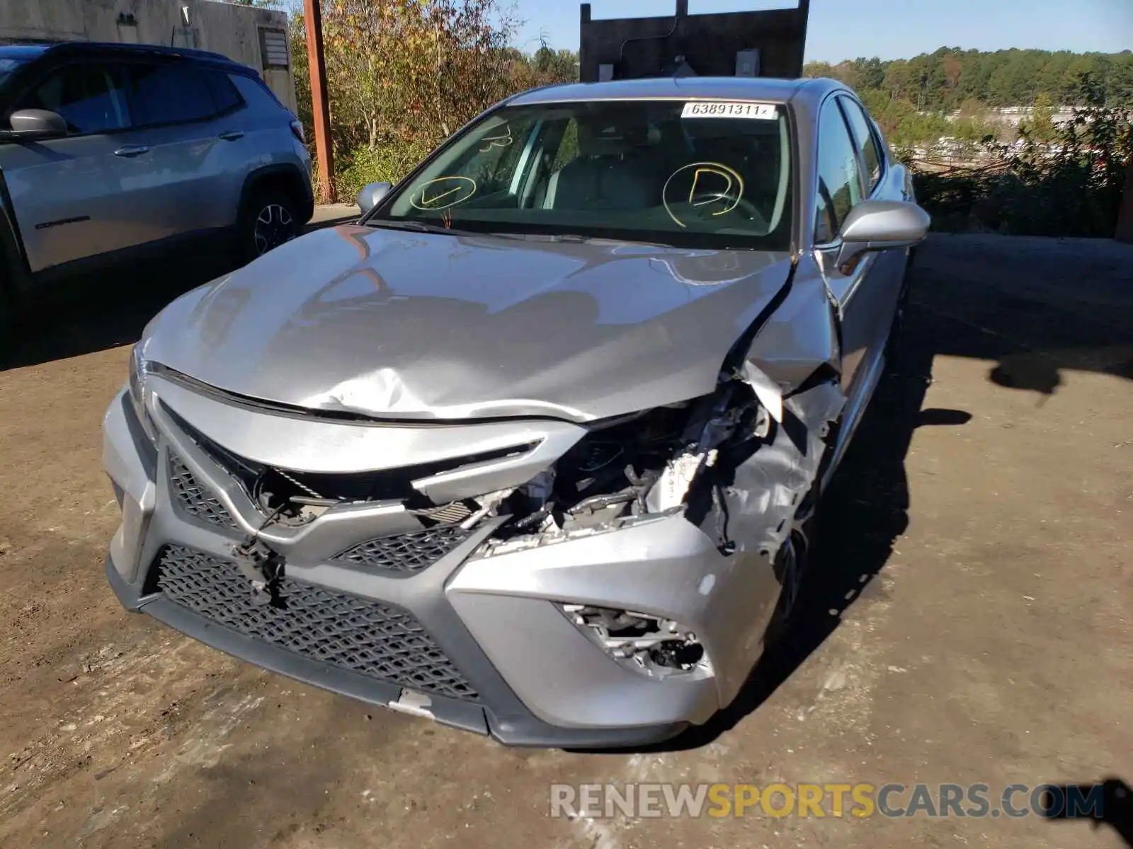 9 Photograph of a damaged car 4T1B11HK0KU683164 TOYOTA CAMRY 2019