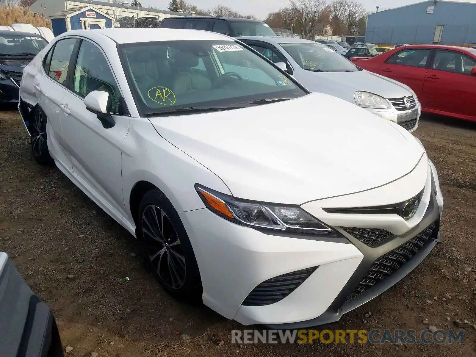 1 Photograph of a damaged car 4T1B11HK0KU683889 TOYOTA CAMRY 2019