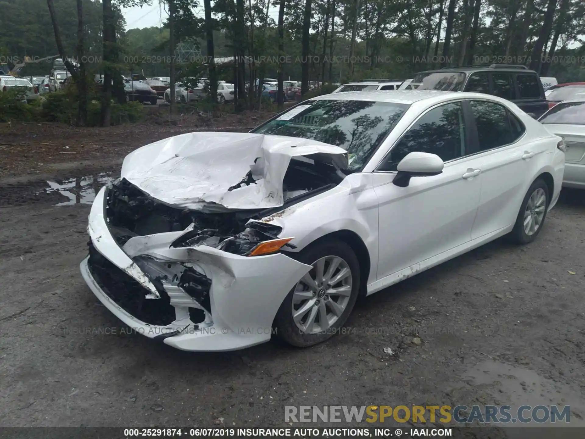 2 Photograph of a damaged car 4T1B11HK0KU683908 TOYOTA CAMRY 2019