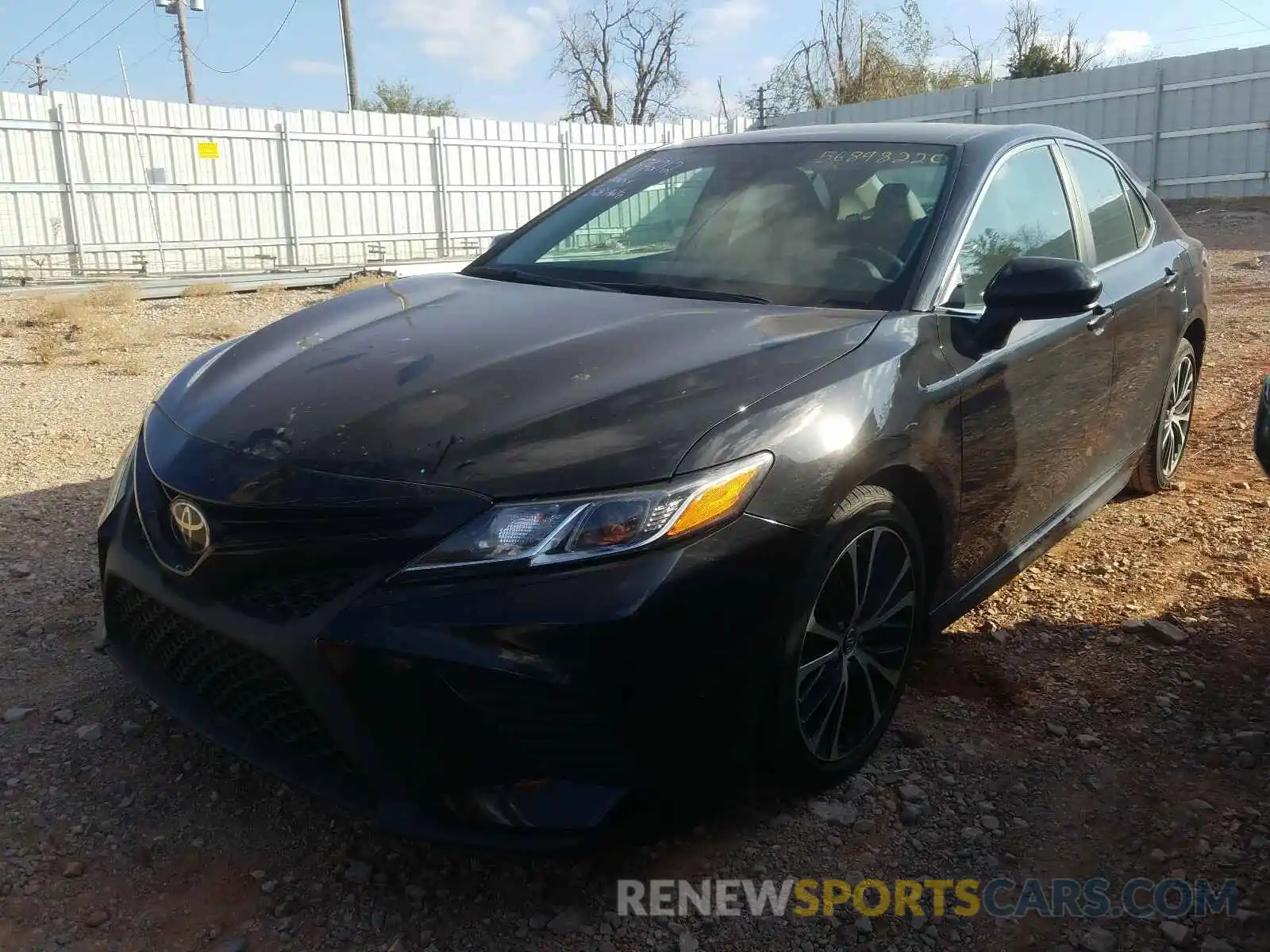 2 Photograph of a damaged car 4T1B11HK0KU684735 TOYOTA CAMRY 2019