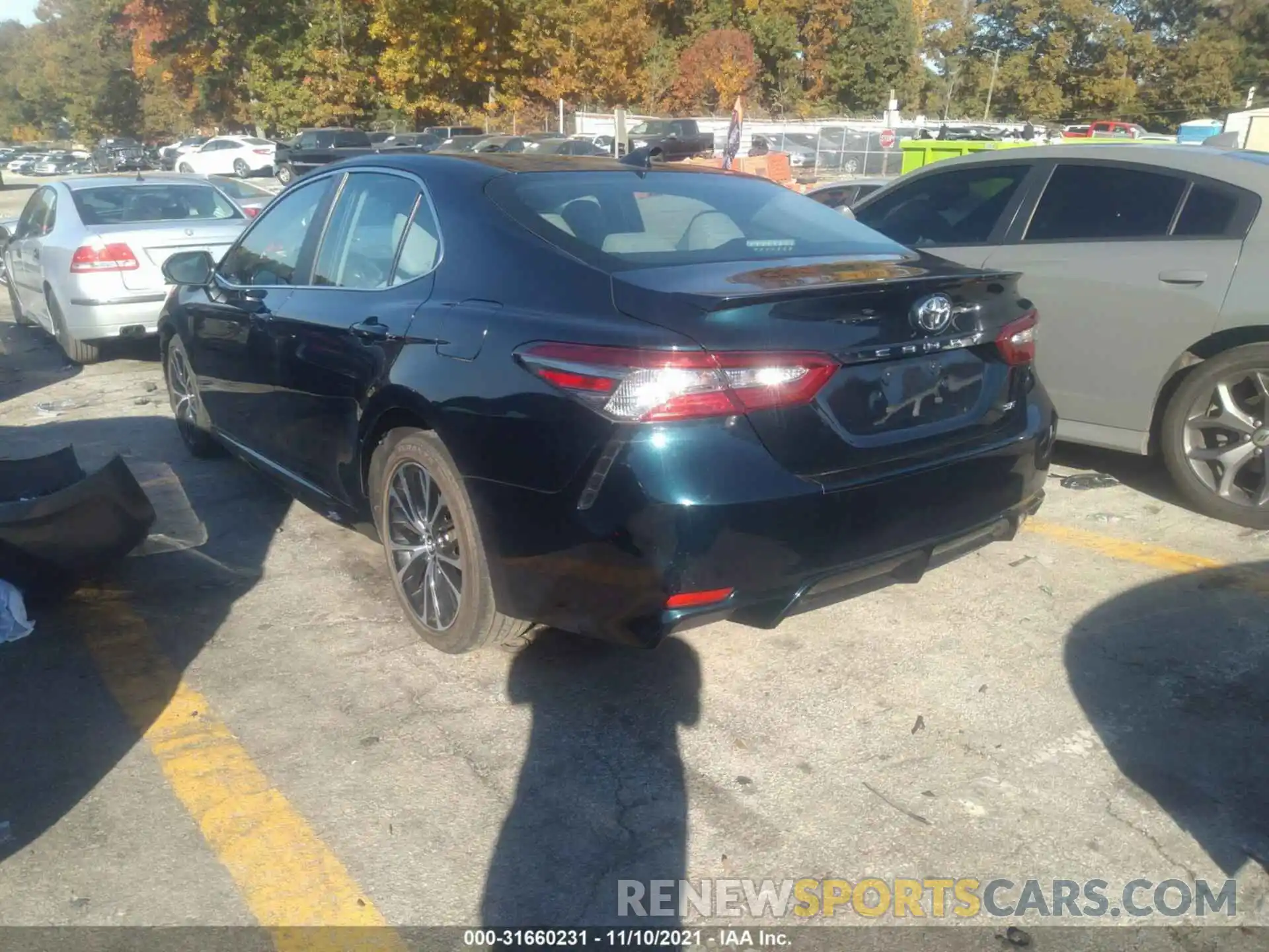 3 Photograph of a damaged car 4T1B11HK0KU685996 TOYOTA CAMRY 2019