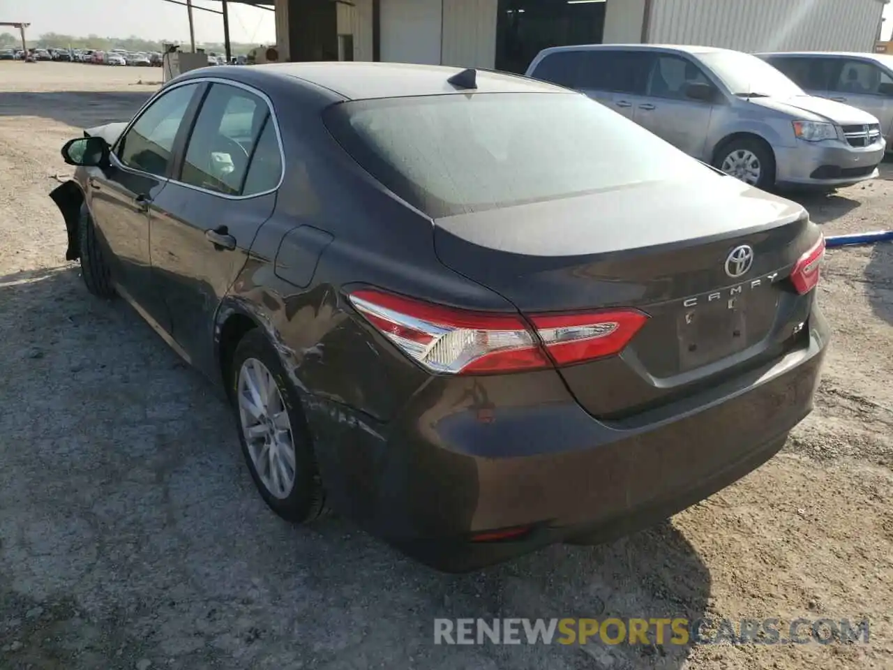 3 Photograph of a damaged car 4T1B11HK0KU686999 TOYOTA CAMRY 2019