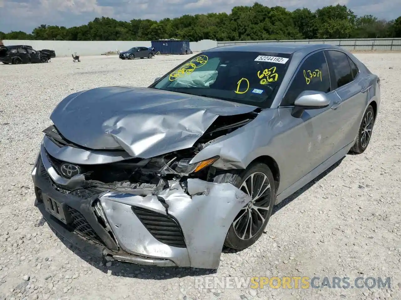 2 Photograph of a damaged car 4T1B11HK0KU687067 TOYOTA CAMRY 2019