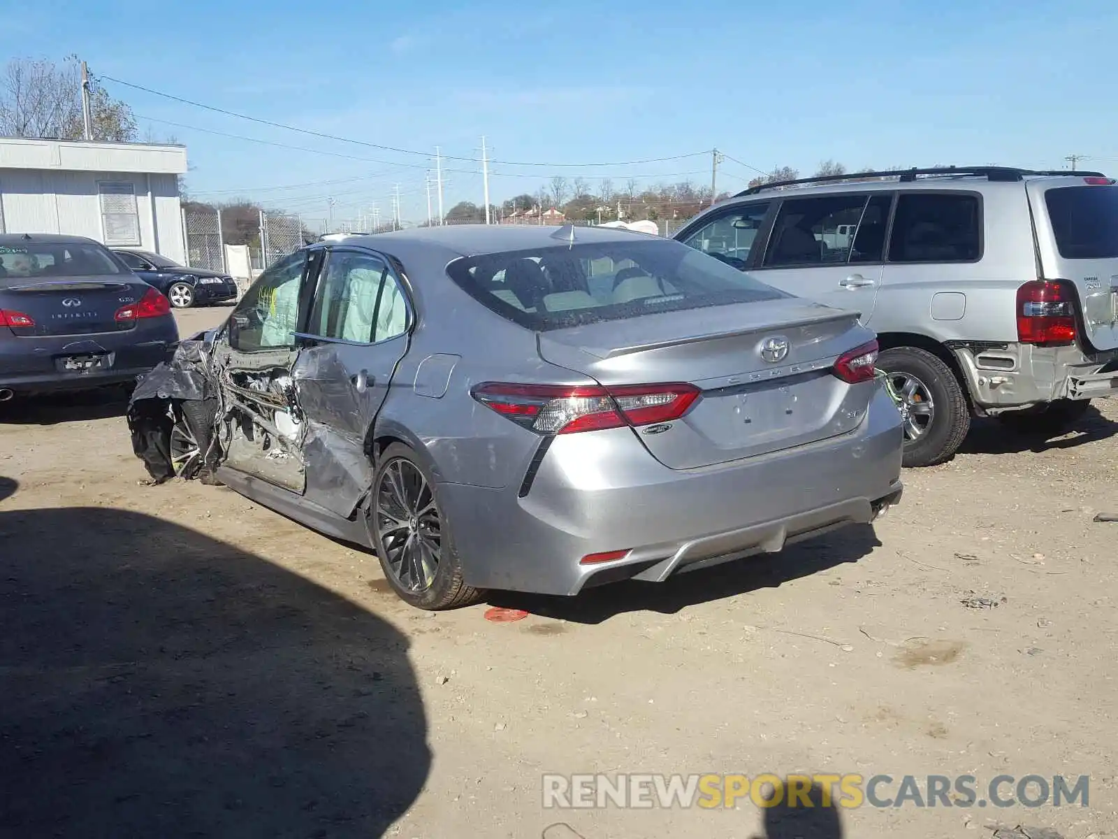 3 Photograph of a damaged car 4T1B11HK0KU687151 TOYOTA CAMRY 2019