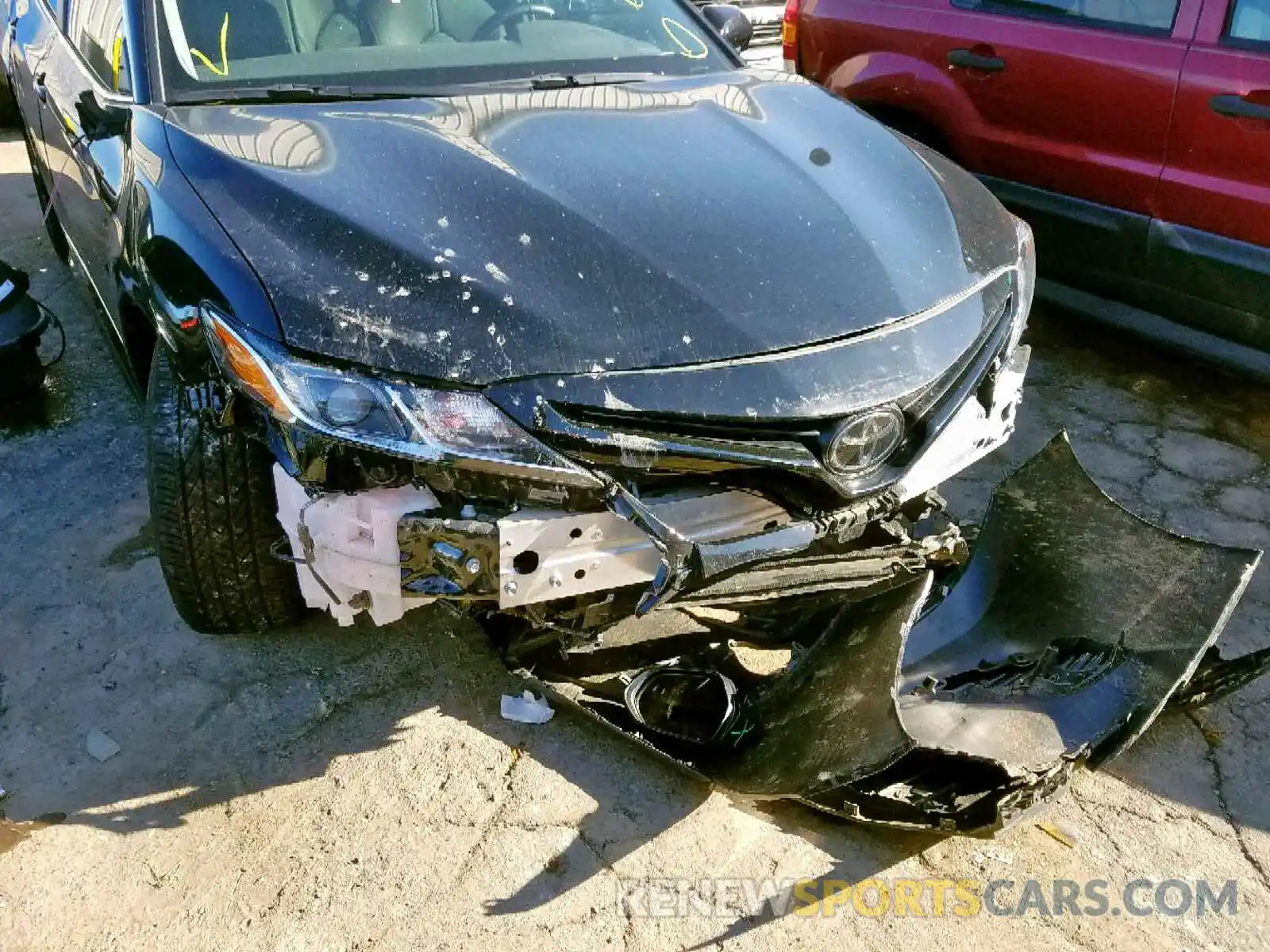 9 Photograph of a damaged car 4T1B11HK0KU687408 TOYOTA CAMRY 2019