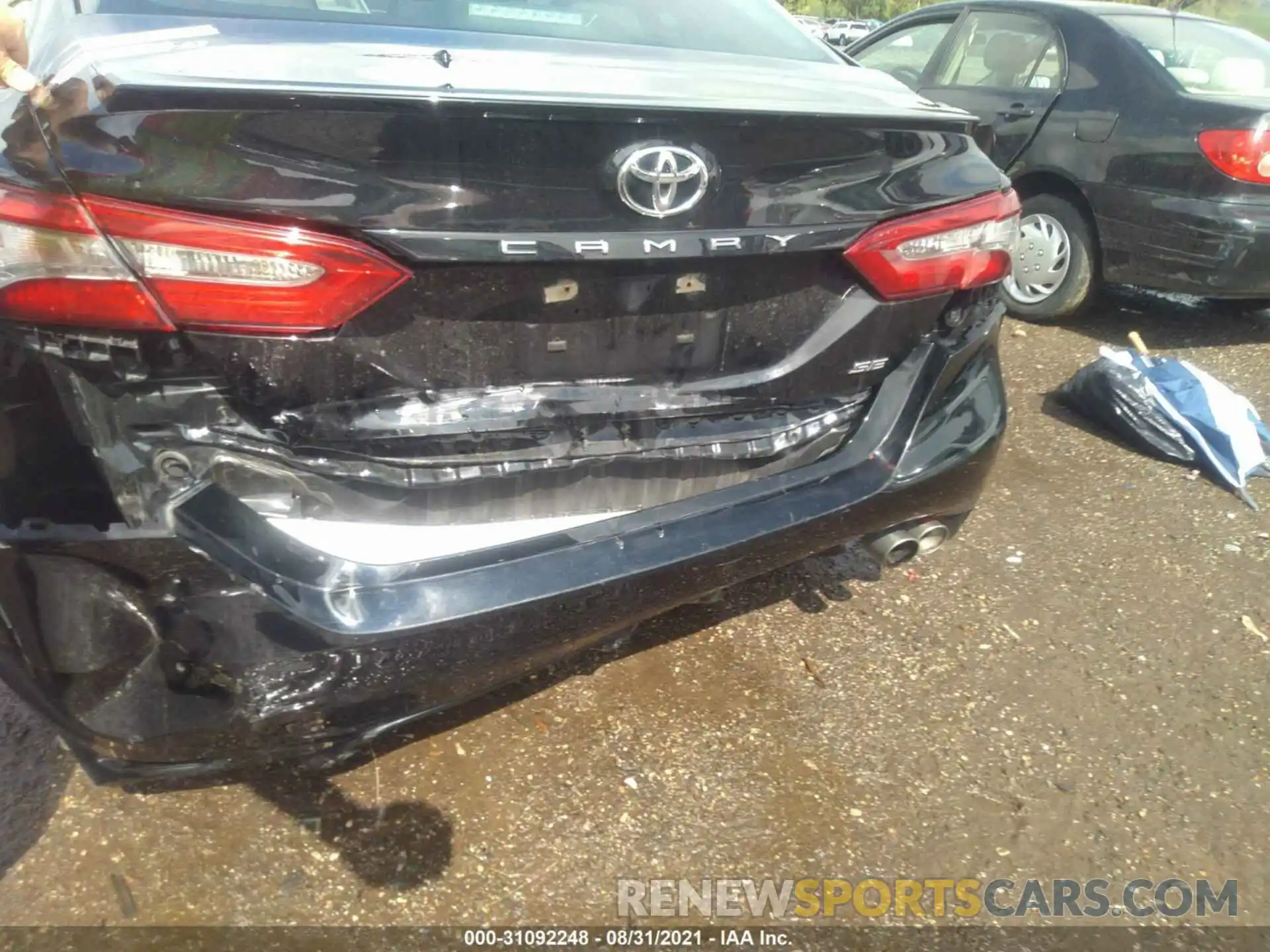 6 Photograph of a damaged car 4T1B11HK0KU687635 TOYOTA CAMRY 2019