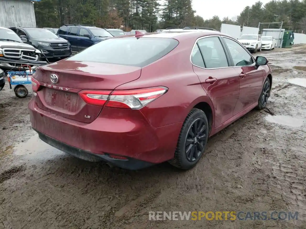 4 Photograph of a damaged car 4T1B11HK0KU690342 TOYOTA CAMRY 2019