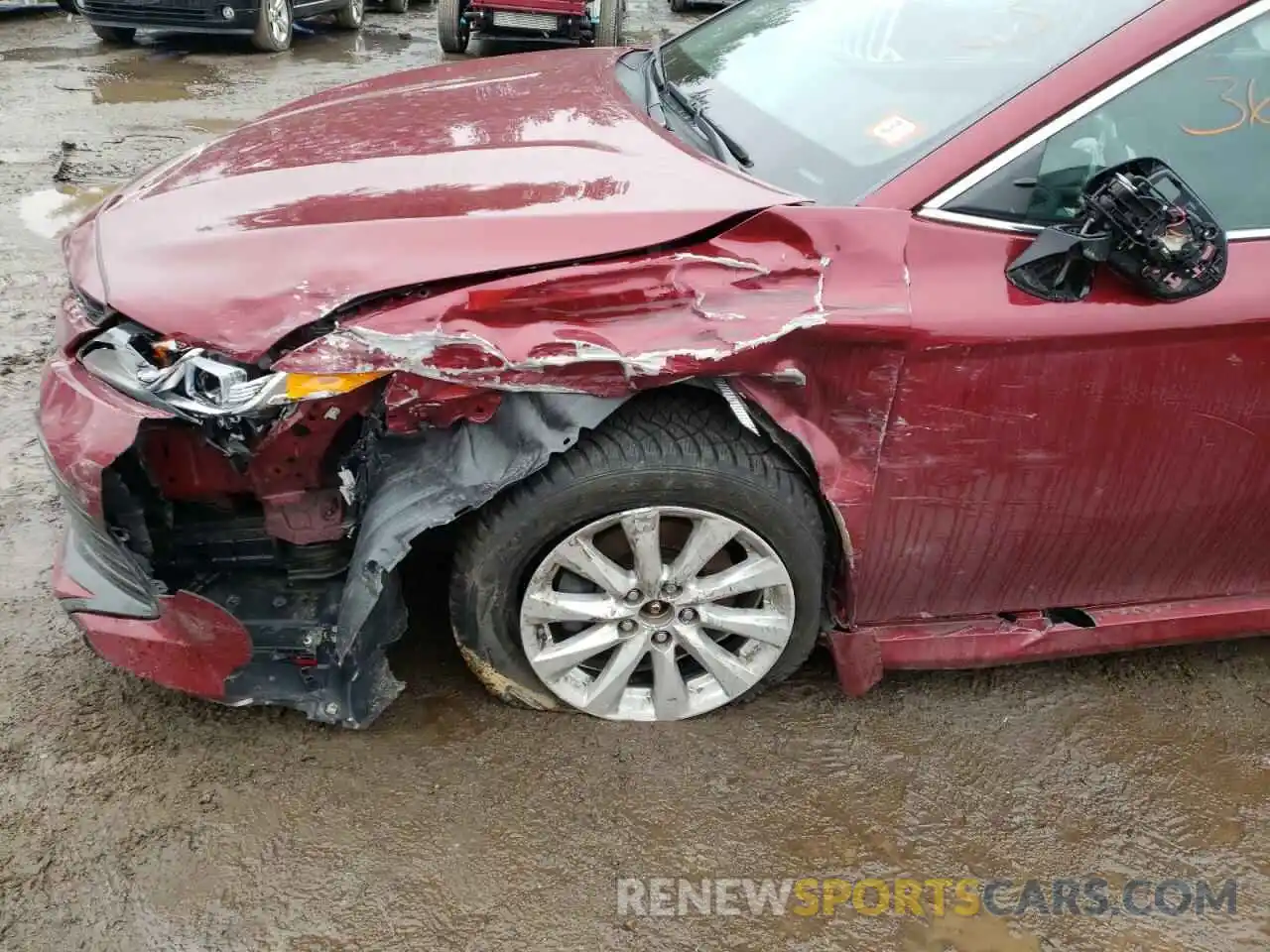 9 Photograph of a damaged car 4T1B11HK0KU690342 TOYOTA CAMRY 2019