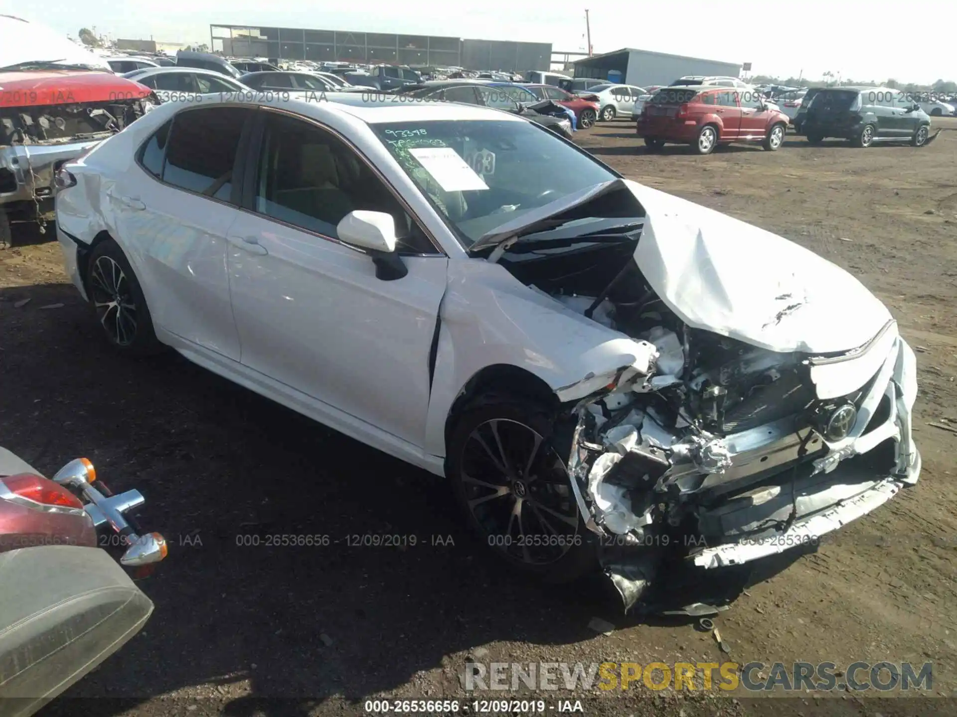 1 Photograph of a damaged car 4T1B11HK0KU691118 TOYOTA CAMRY 2019