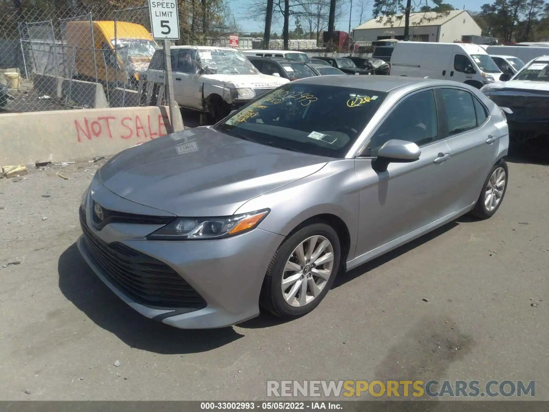 2 Photograph of a damaged car 4T1B11HK0KU691135 TOYOTA CAMRY 2019