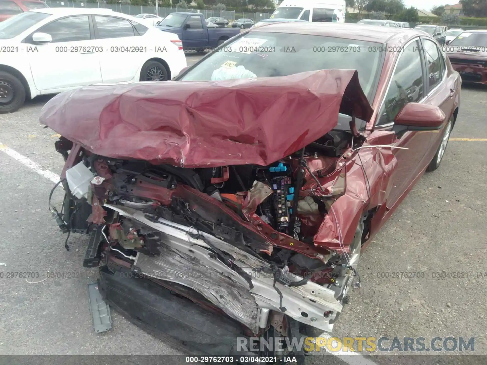 6 Фотография поврежденного автомобиля 4T1B11HK0KU692141 TOYOTA CAMRY 2019
