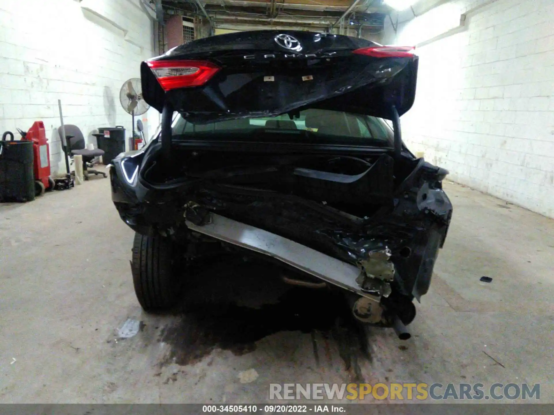 6 Photograph of a damaged car 4T1B11HK0KU694360 TOYOTA CAMRY 2019