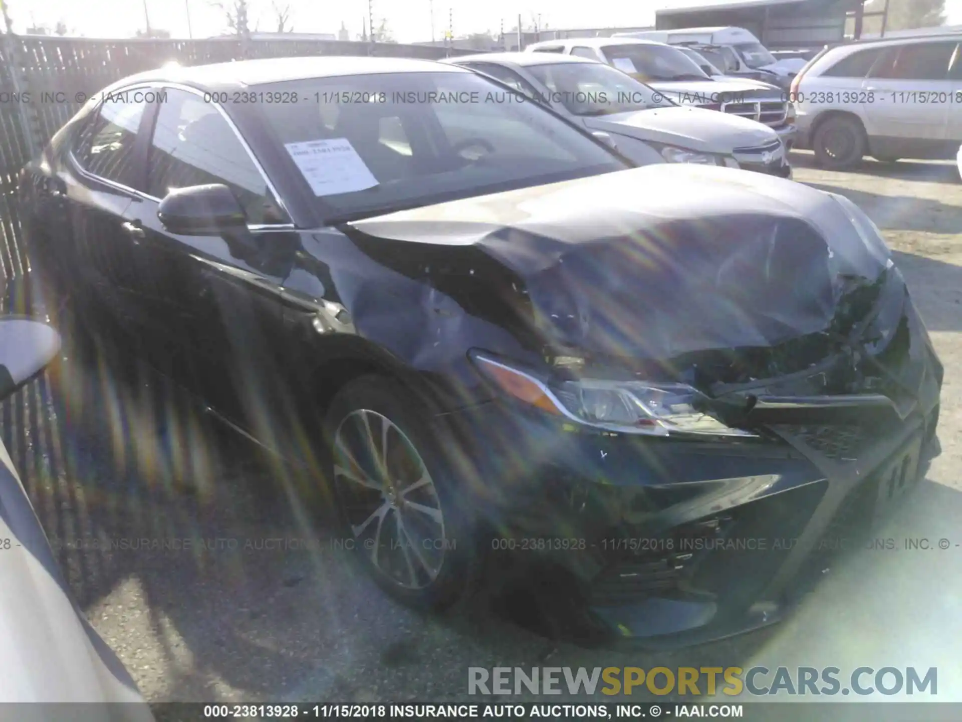 1 Photograph of a damaged car 4T1B11HK0KU694701 Toyota Camry 2019