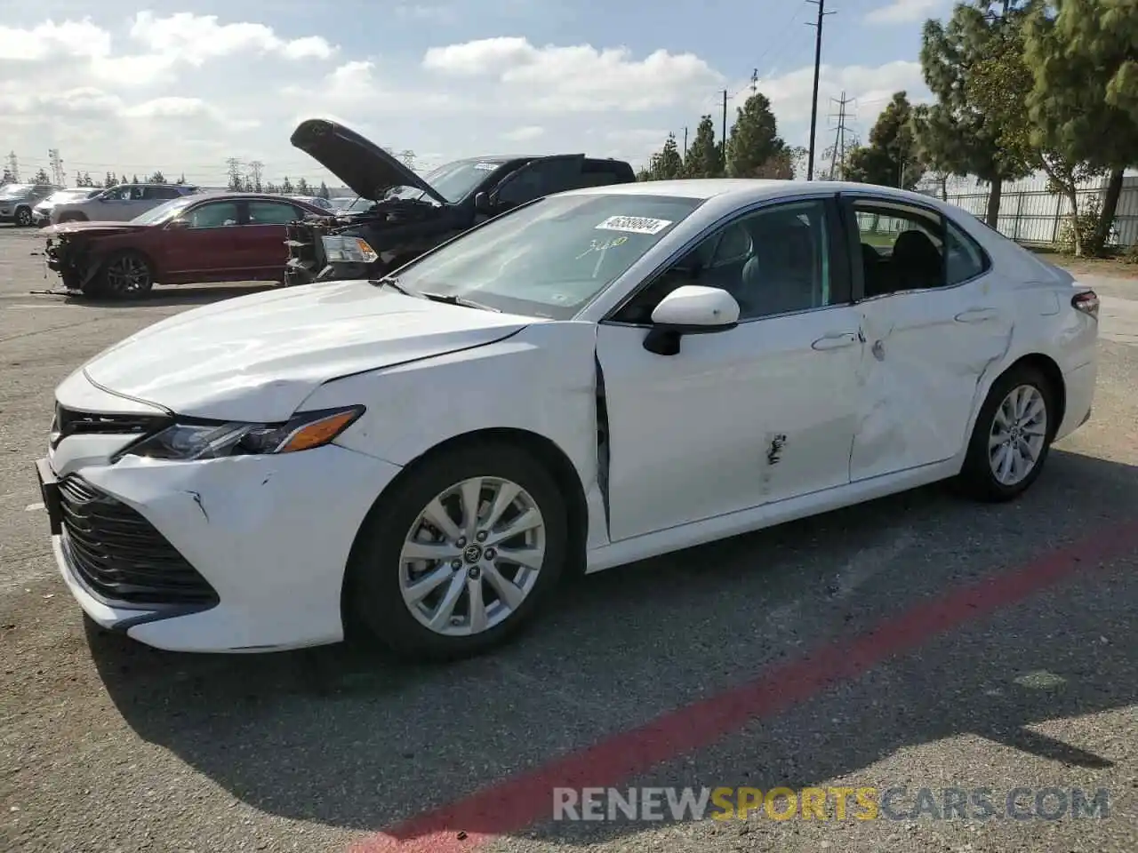 1 Photograph of a damaged car 4T1B11HK0KU695931 TOYOTA CAMRY 2019