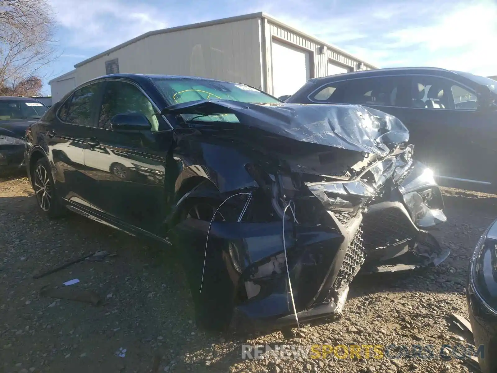 1 Photograph of a damaged car 4T1B11HK0KU696383 TOYOTA CAMRY 2019