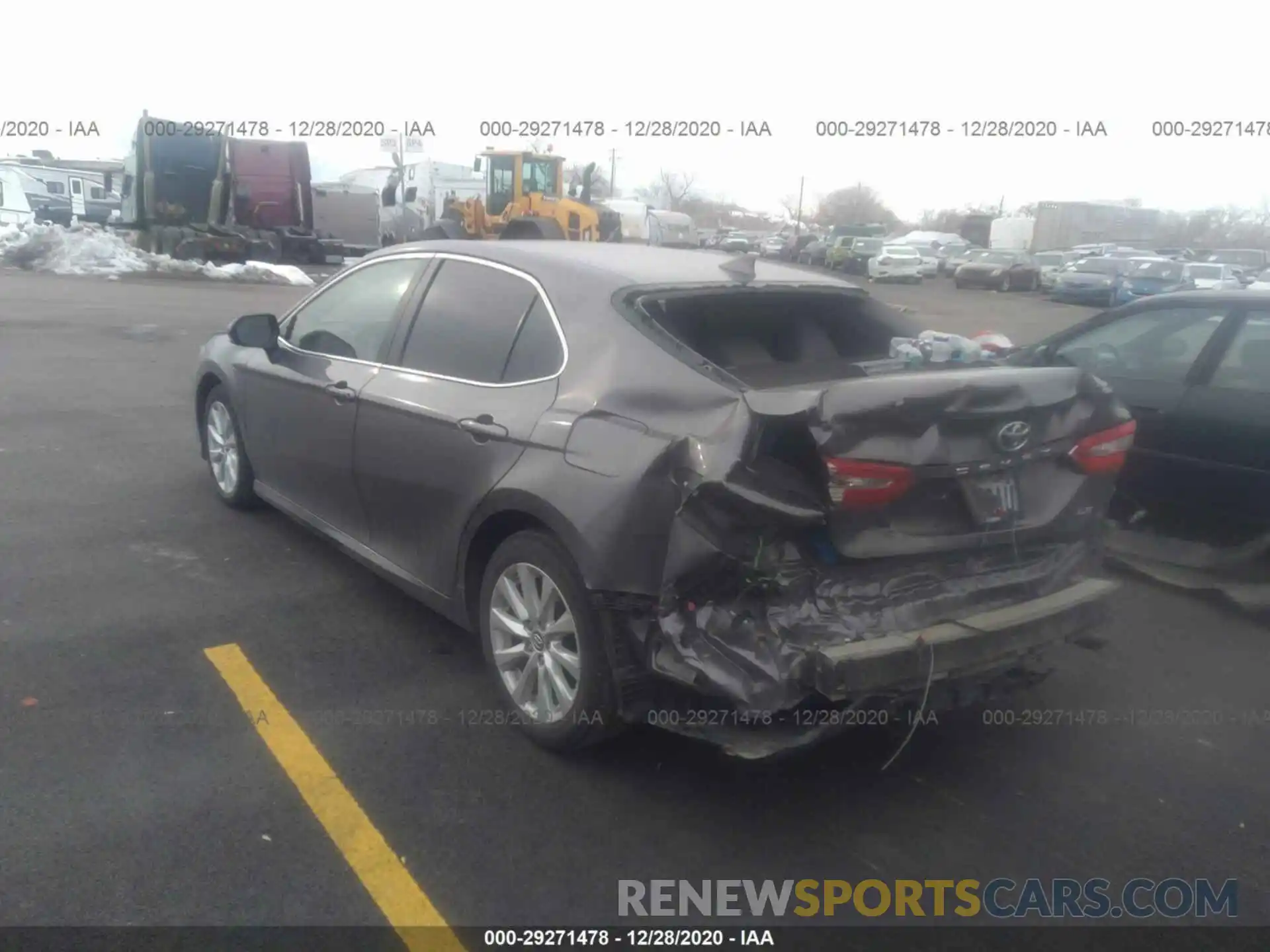 3 Photograph of a damaged car 4T1B11HK0KU697940 TOYOTA CAMRY 2019