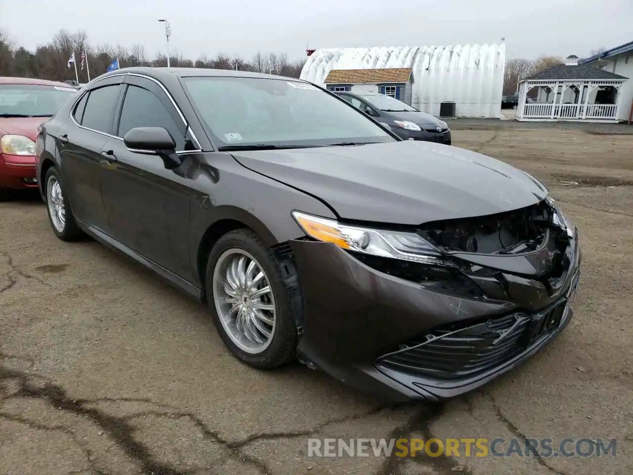 1 Photograph of a damaged car 4T1B11HK0KU699915 TOYOTA CAMRY 2019