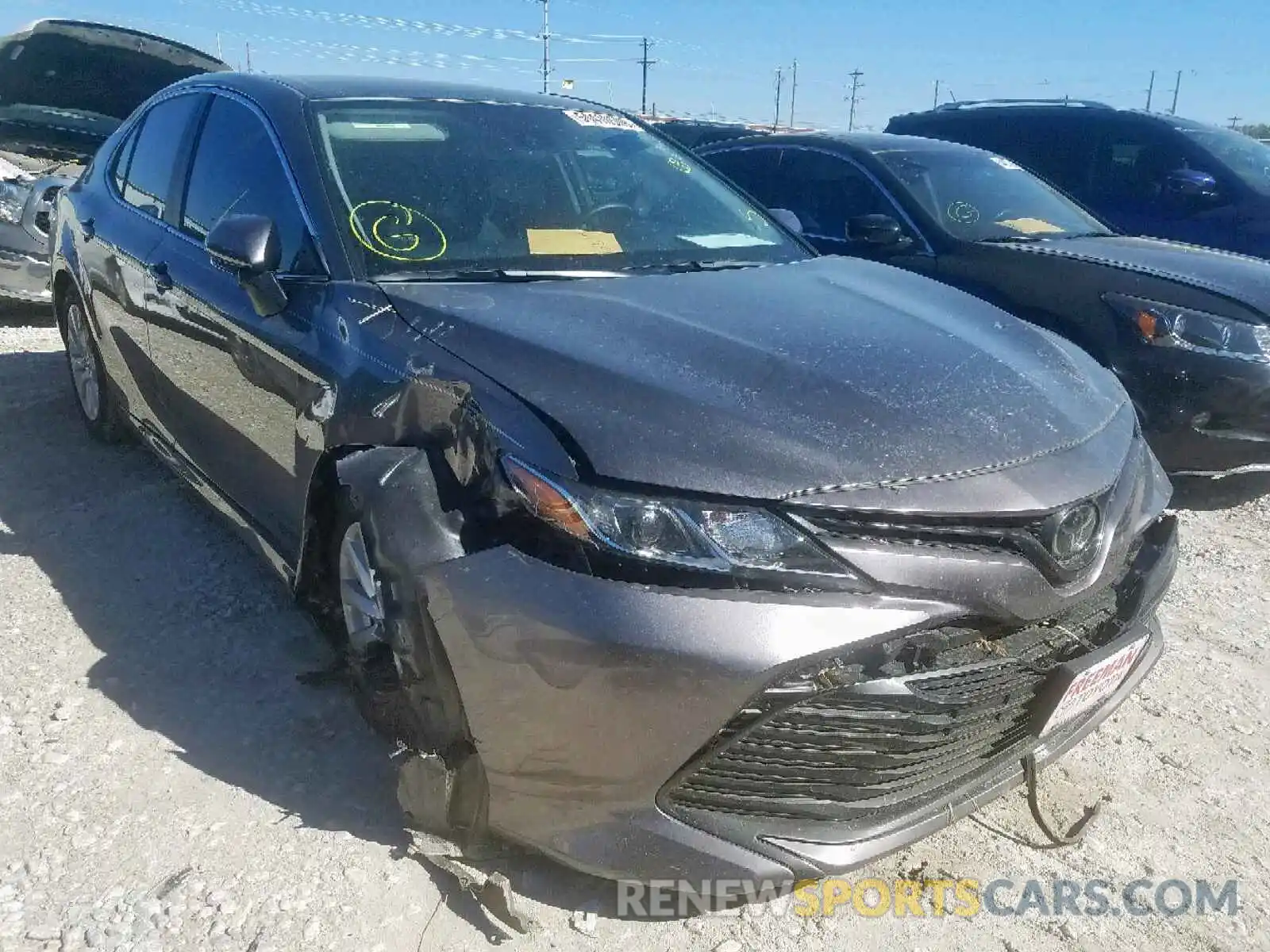 1 Photograph of a damaged car 4T1B11HK0KU700254 TOYOTA CAMRY 2019