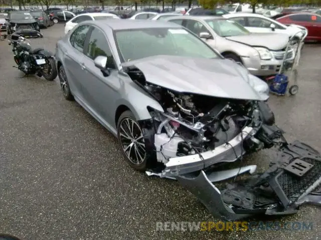 1 Photograph of a damaged car 4T1B11HK0KU701162 TOYOTA CAMRY 2019