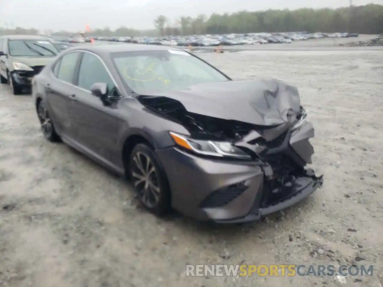 1 Photograph of a damaged car 4T1B11HK0KU705826 TOYOTA CAMRY 2019