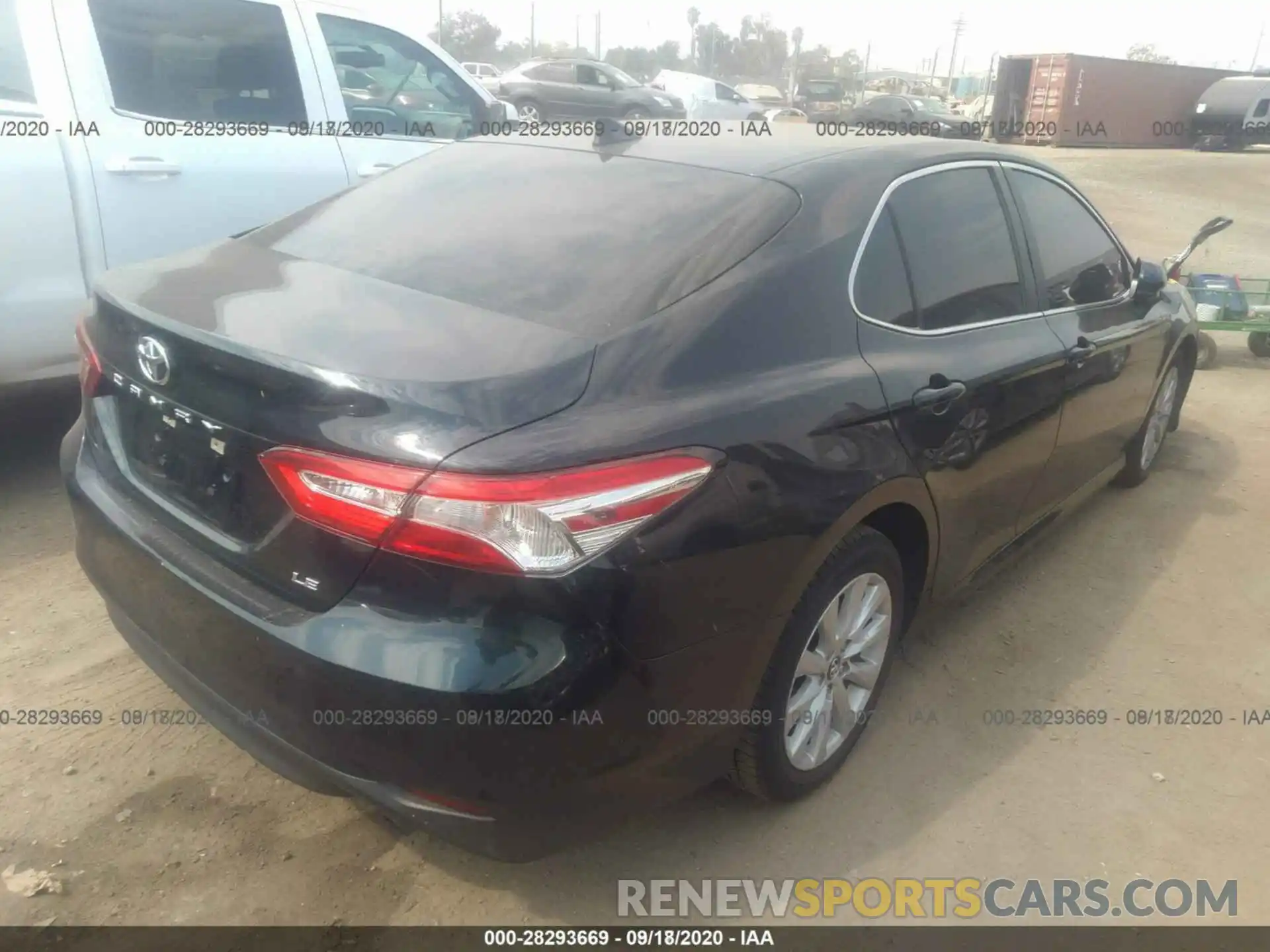 15 Photograph of a damaged car 4T1B11HK0KU706037 TOYOTA CAMRY 2019