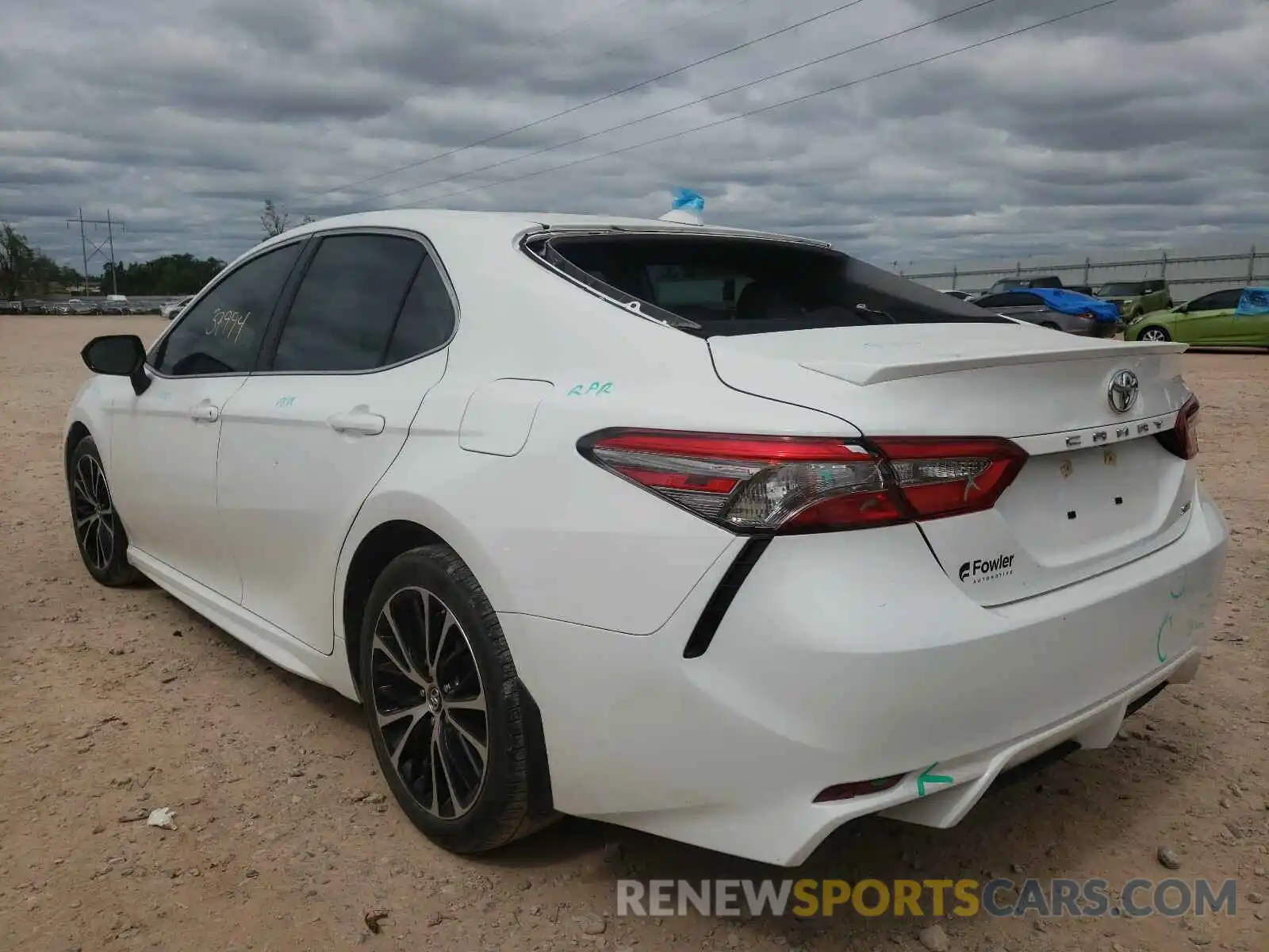 3 Photograph of a damaged car 4T1B11HK0KU706104 TOYOTA CAMRY 2019