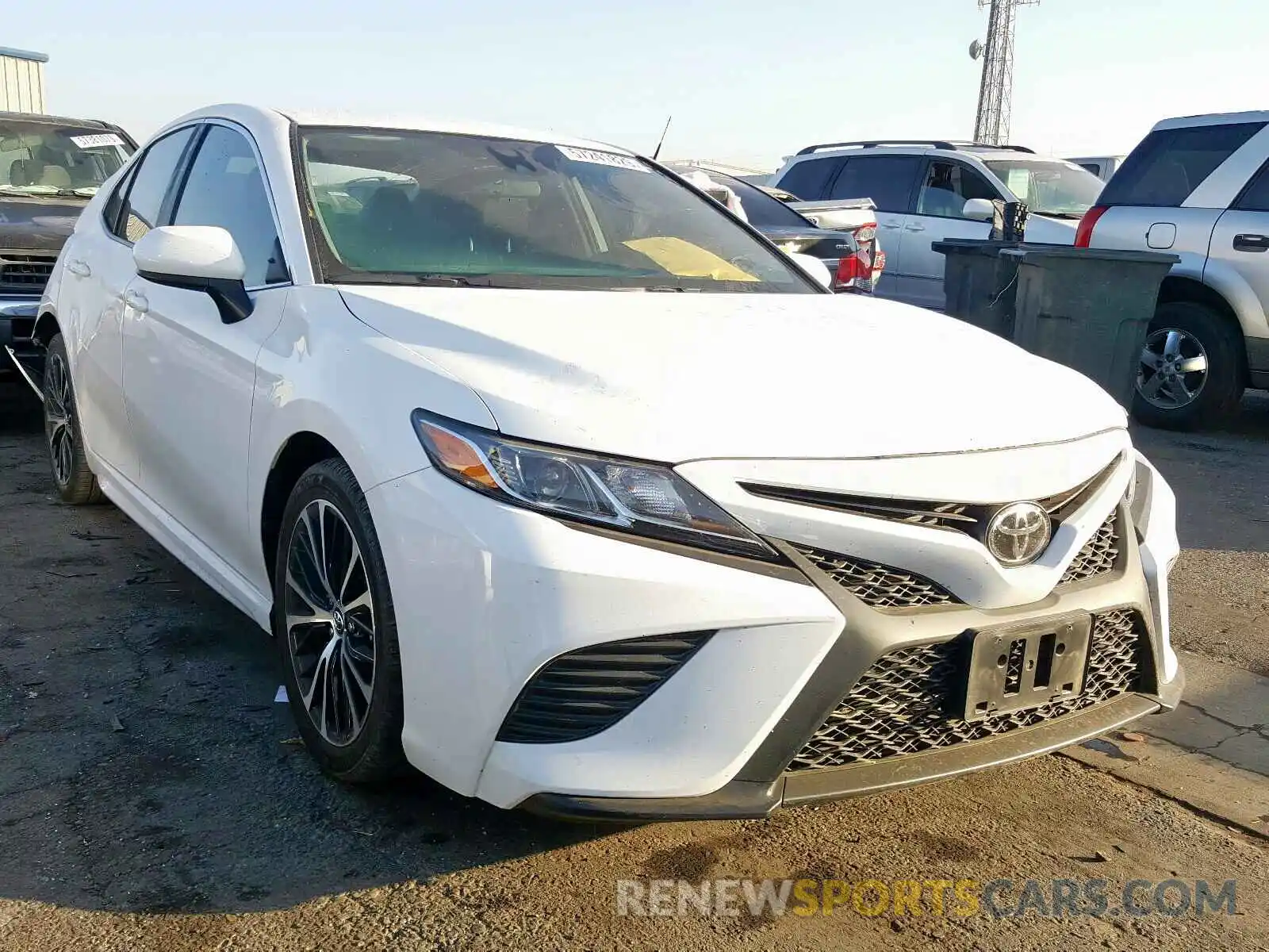 1 Photograph of a damaged car 4T1B11HK0KU706927 TOYOTA CAMRY 2019