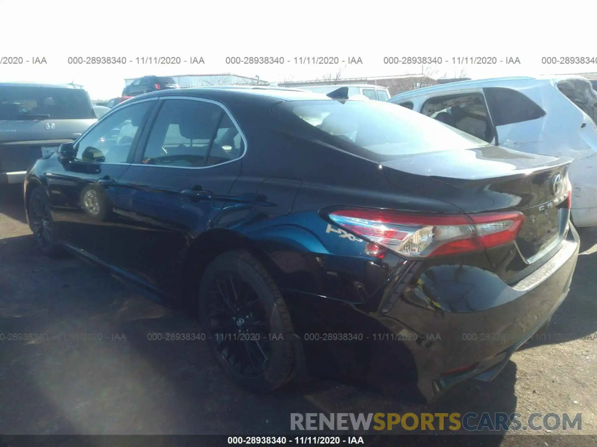 3 Photograph of a damaged car 4T1B11HK0KU707012 TOYOTA CAMRY 2019