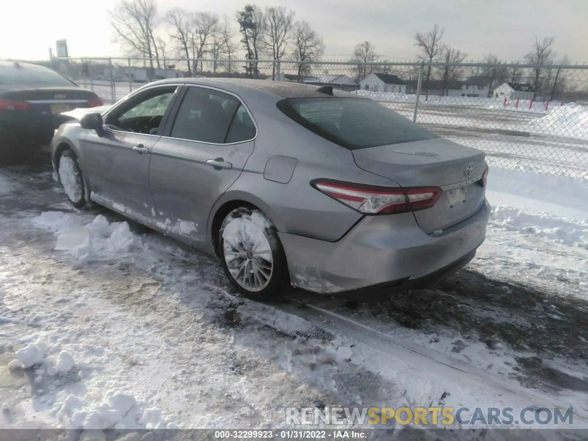 3 Photograph of a damaged car 4T1B11HK0KU707625 TOYOTA CAMRY 2019