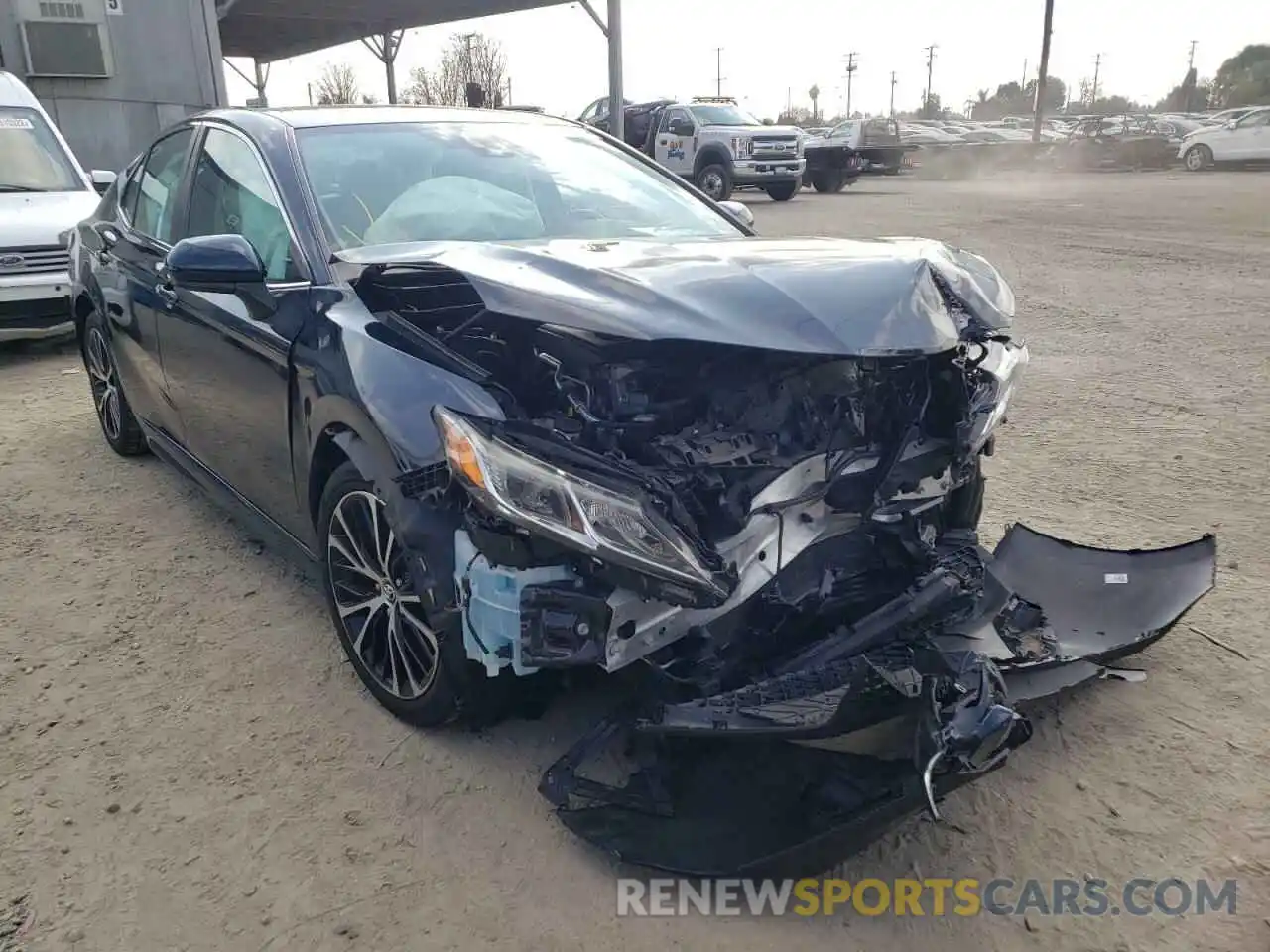 1 Photograph of a damaged car 4T1B11HK0KU708922 TOYOTA CAMRY 2019