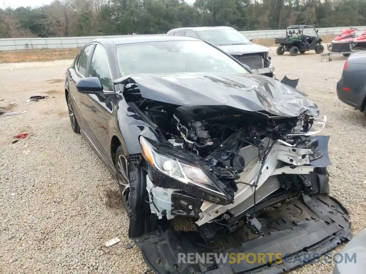 1 Photograph of a damaged car 4T1B11HK0KU709889 TOYOTA CAMRY 2019