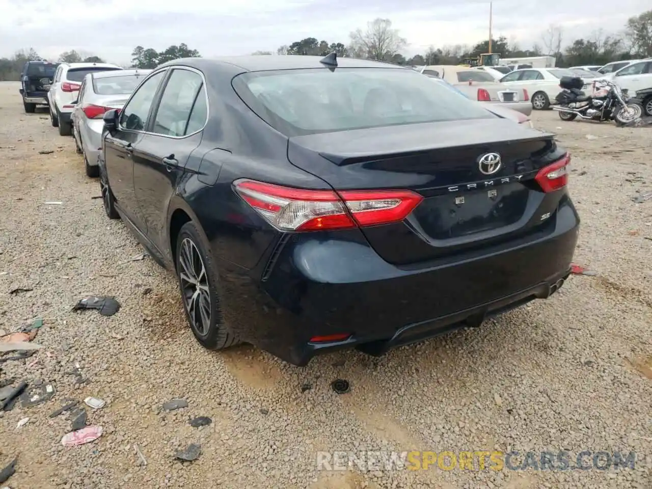 3 Photograph of a damaged car 4T1B11HK0KU709889 TOYOTA CAMRY 2019