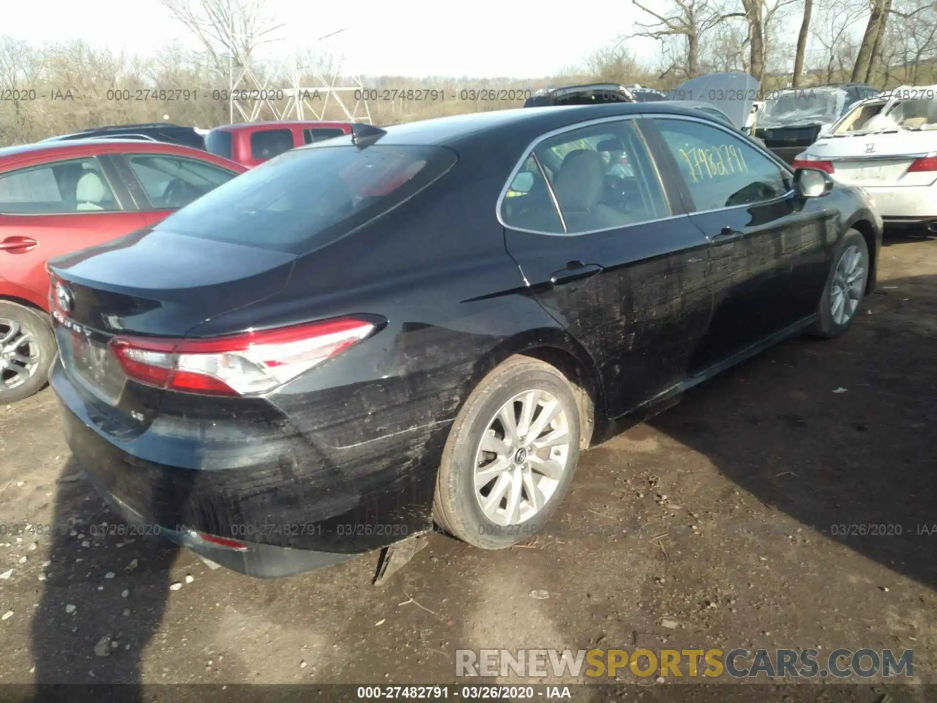 4 Фотография поврежденного автомобиля 4T1B11HK0KU709942 TOYOTA CAMRY 2019