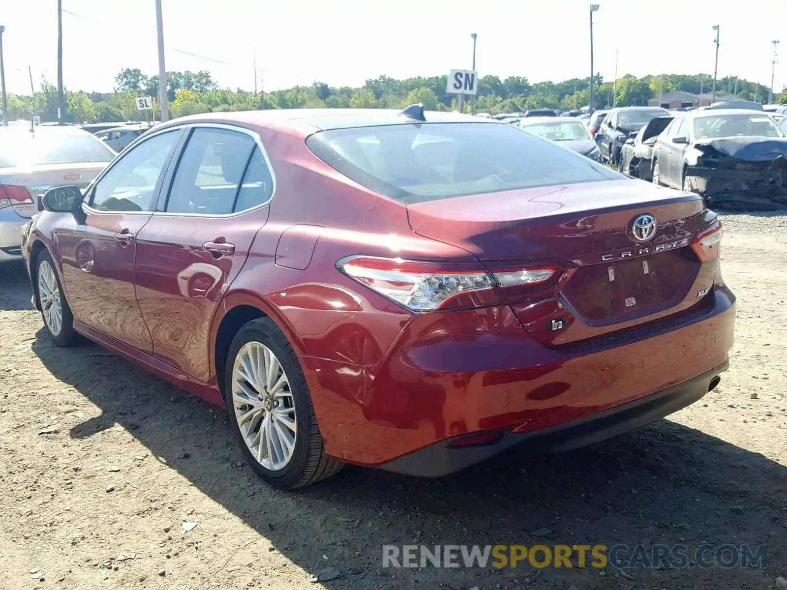 3 Photograph of a damaged car 4T1B11HK0KU710377 TOYOTA CAMRY 2019