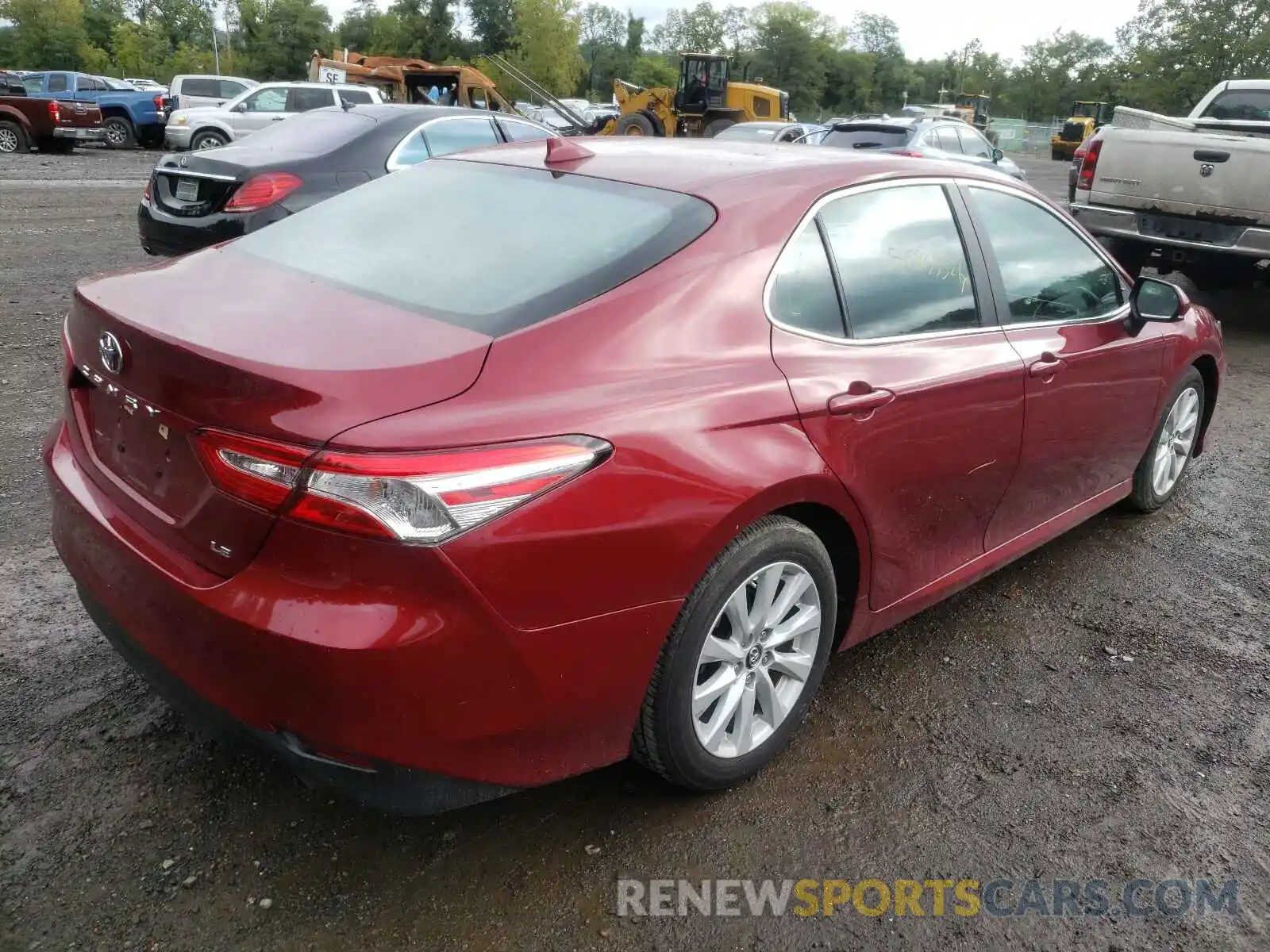 4 Photograph of a damaged car 4T1B11HK0KU711125 TOYOTA CAMRY 2019