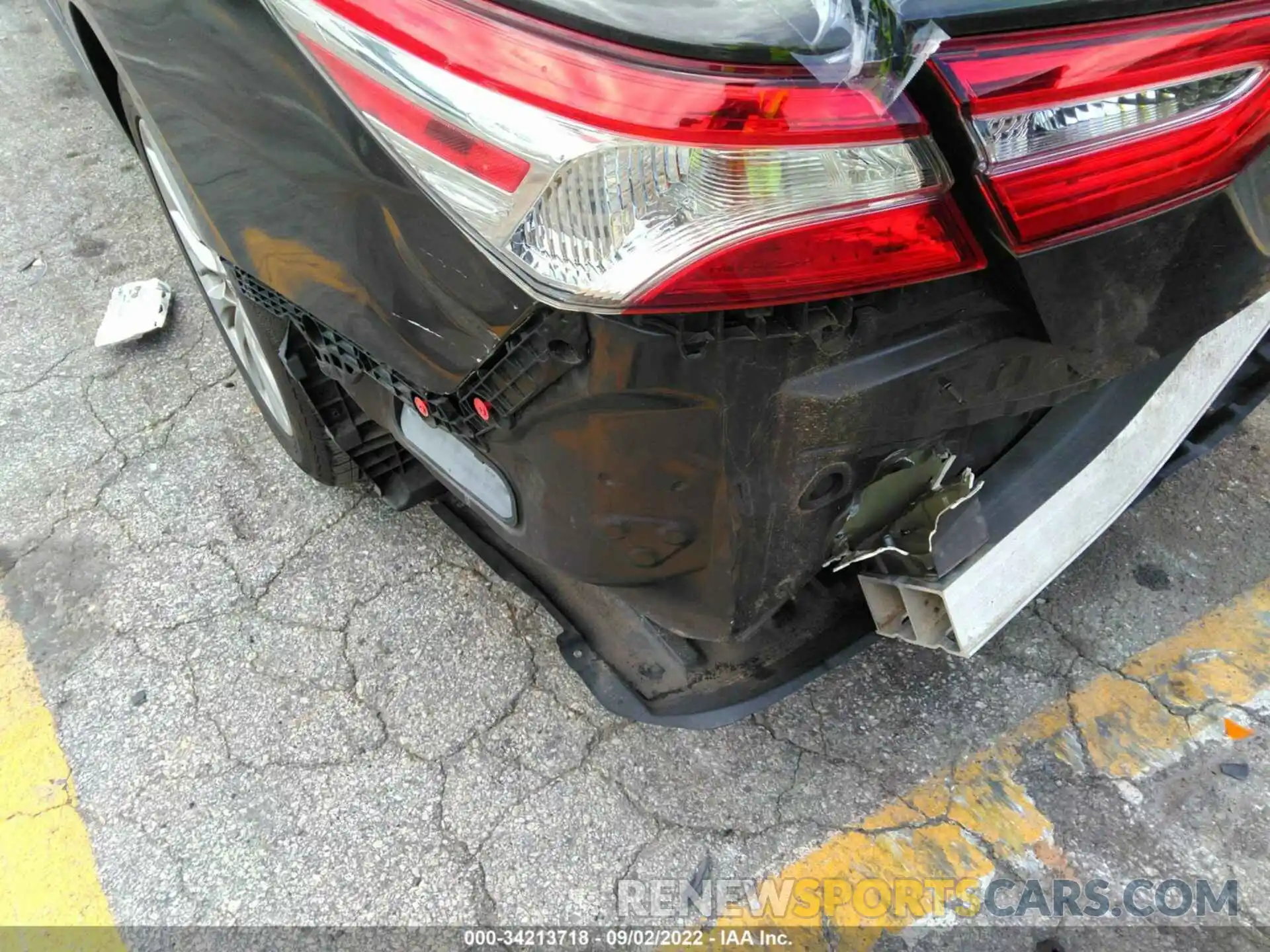 6 Photograph of a damaged car 4T1B11HK0KU711531 TOYOTA CAMRY 2019