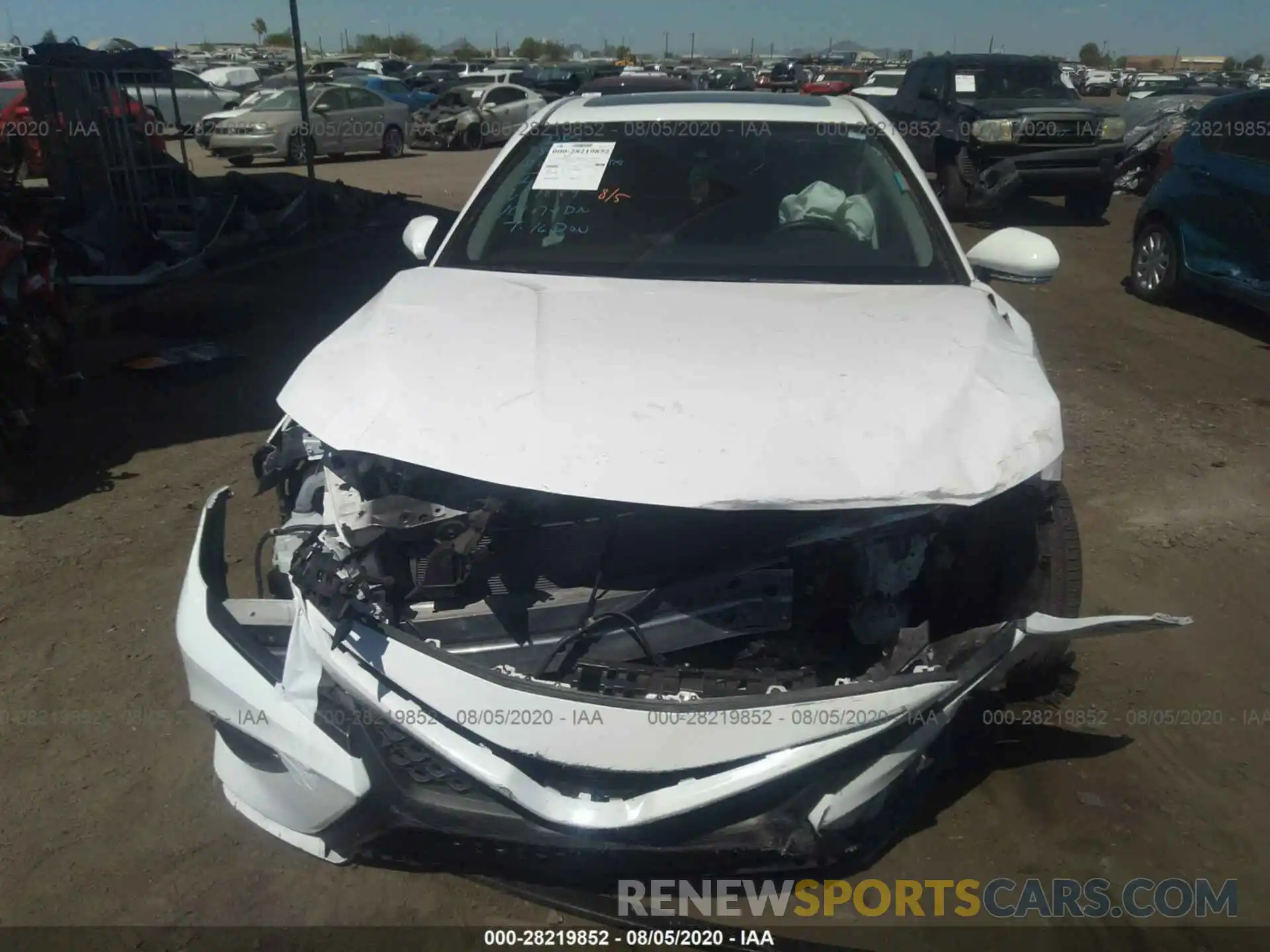 6 Photograph of a damaged car 4T1B11HK0KU711884 TOYOTA CAMRY 2019