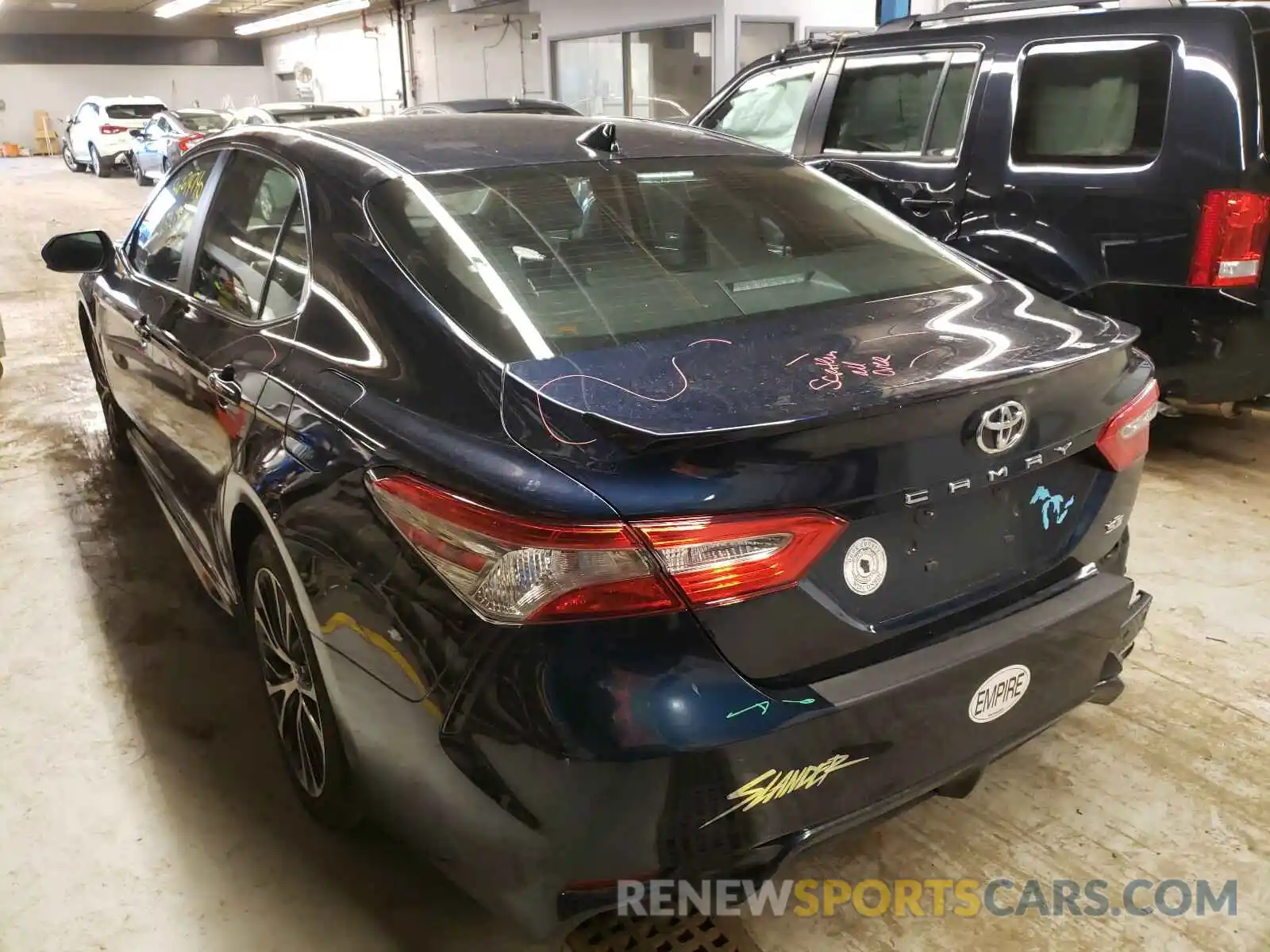 3 Photograph of a damaged car 4T1B11HK0KU712856 TOYOTA CAMRY 2019