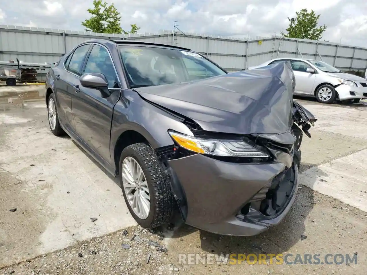 1 Photograph of a damaged car 4T1B11HK0KU713814 TOYOTA CAMRY 2019